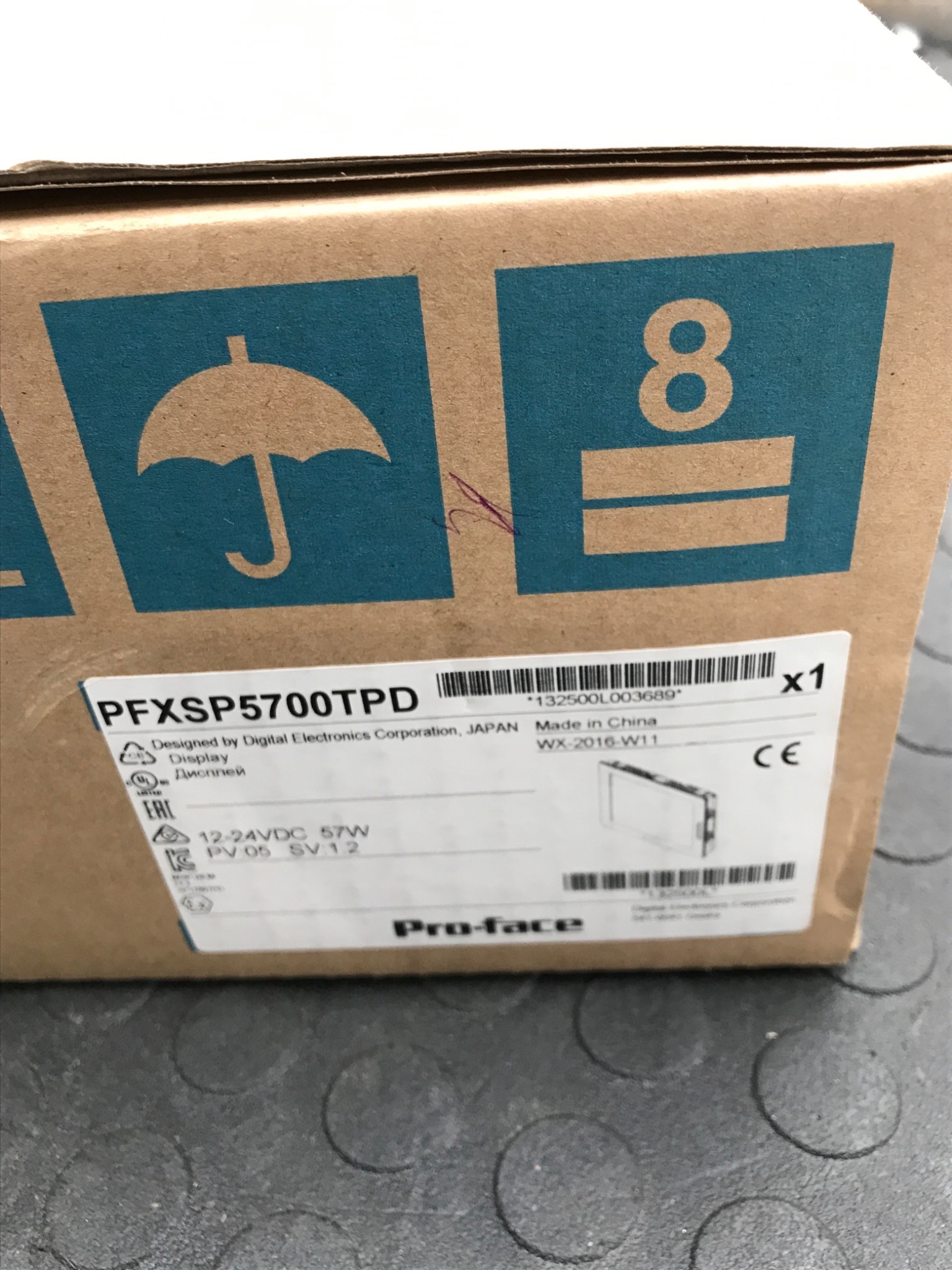 PRO-FACE PFXSP5700TPD Touchscreen HMI Operator Panel NEW 1