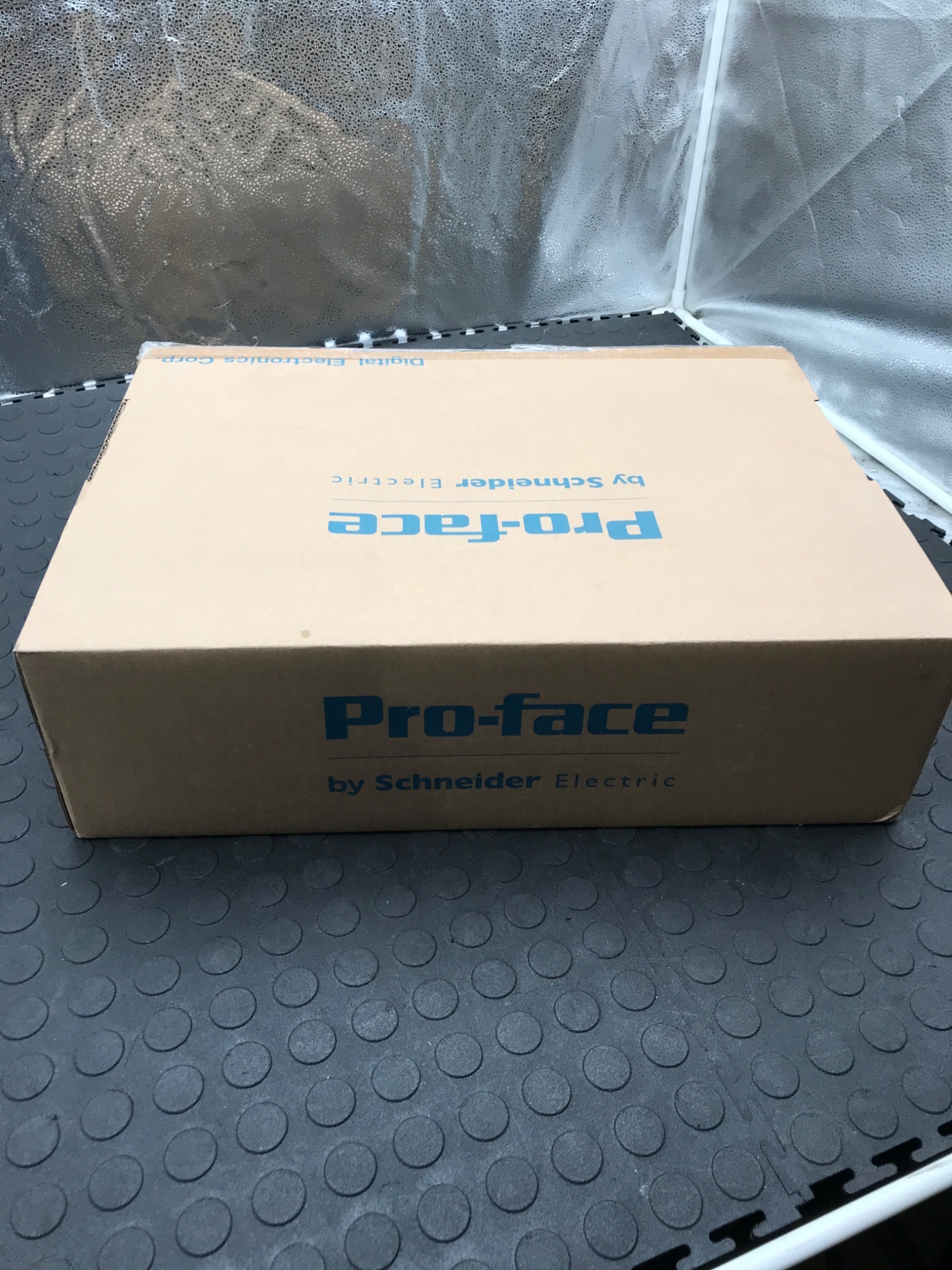 PRO-FACE PFXSP5700TPD Touchscreen HMI Operator Panel NEW 3