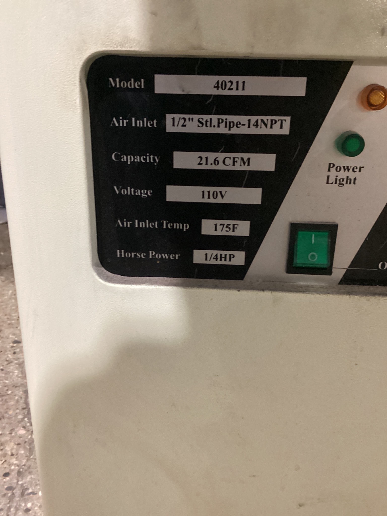 CENTRAL PNEUMATIC 40211 Compressed Air Dryer USED 4