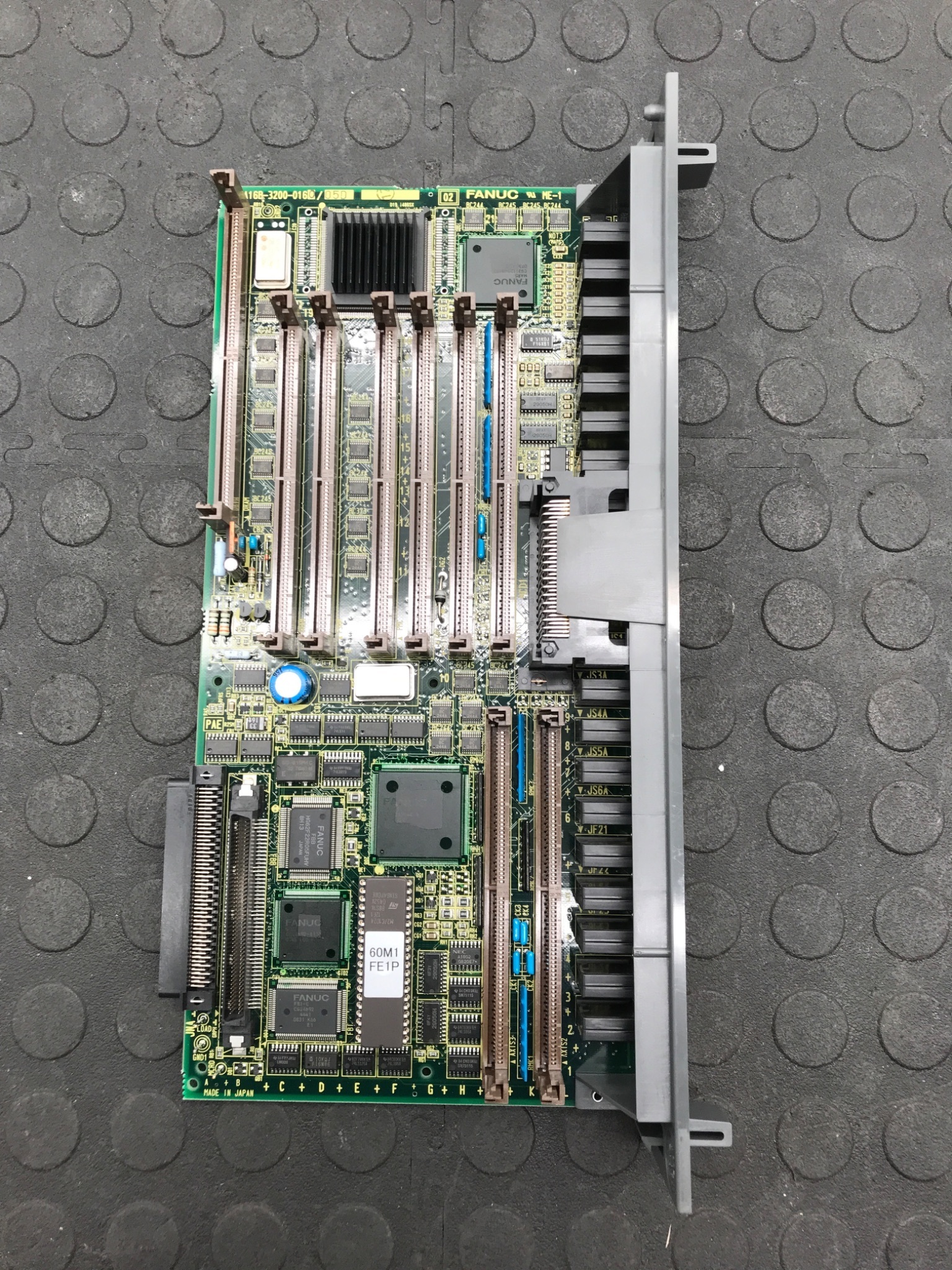 FANUC A16B-3200-0160/05D Main Board Control PCB USED 0