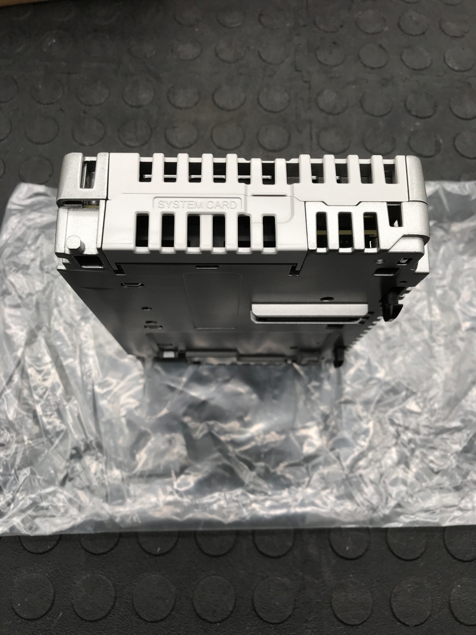 PRO-FACE SP-5B10 PFXSP5B10 HMI Processor Module NEW 5