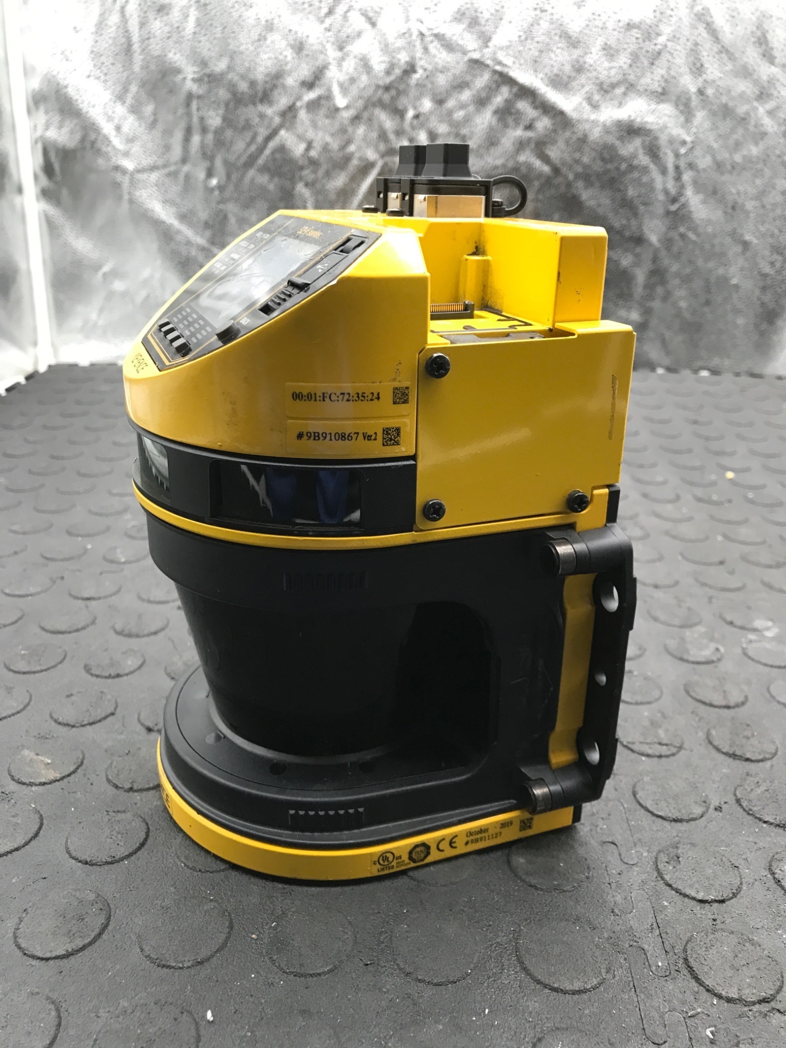 KEYENCE SZ‑V32NX Safety Laser Scanner USED 4