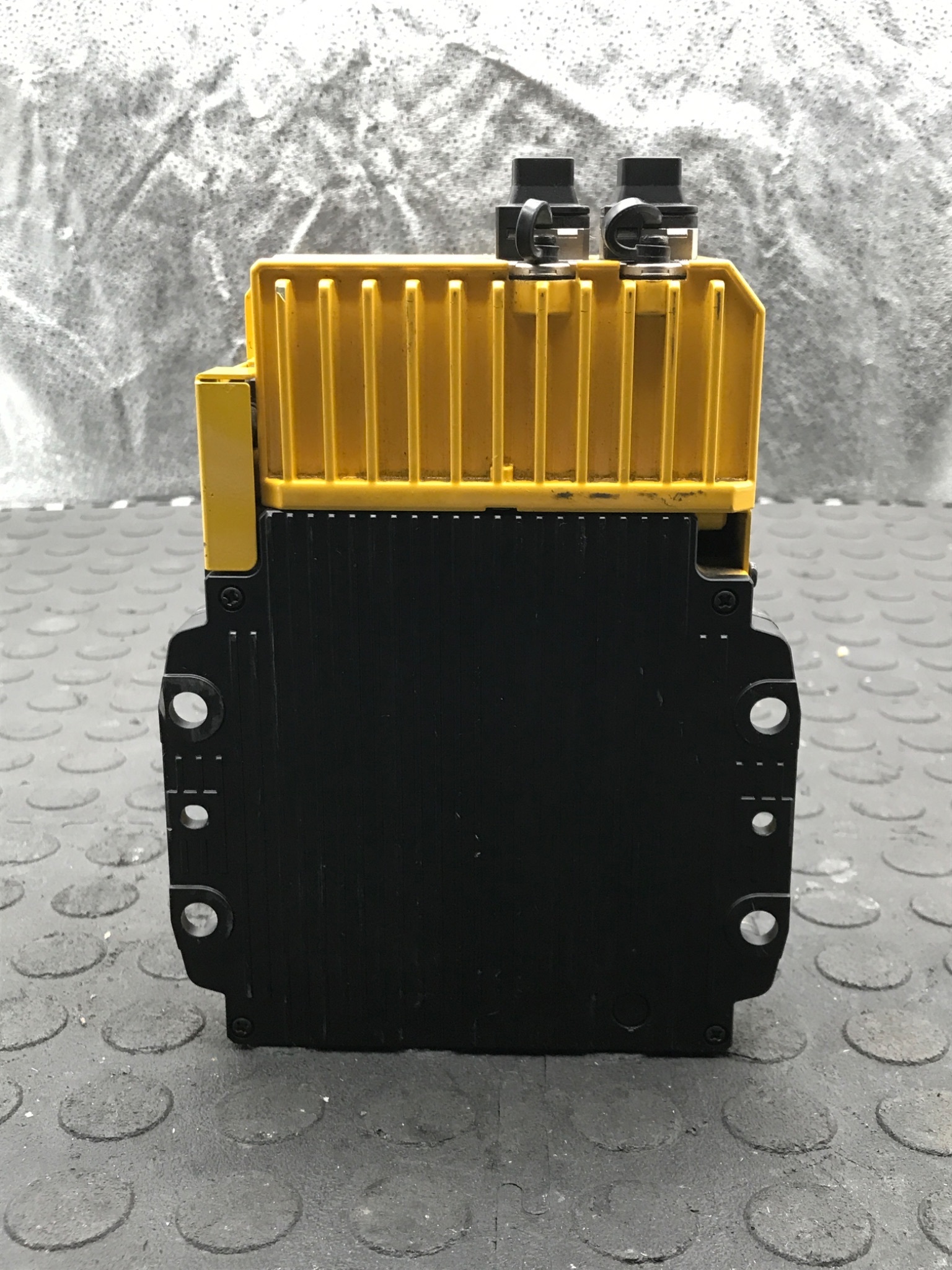 KEYENCE SZ‑V32NX Safety Laser Scanner USED 6