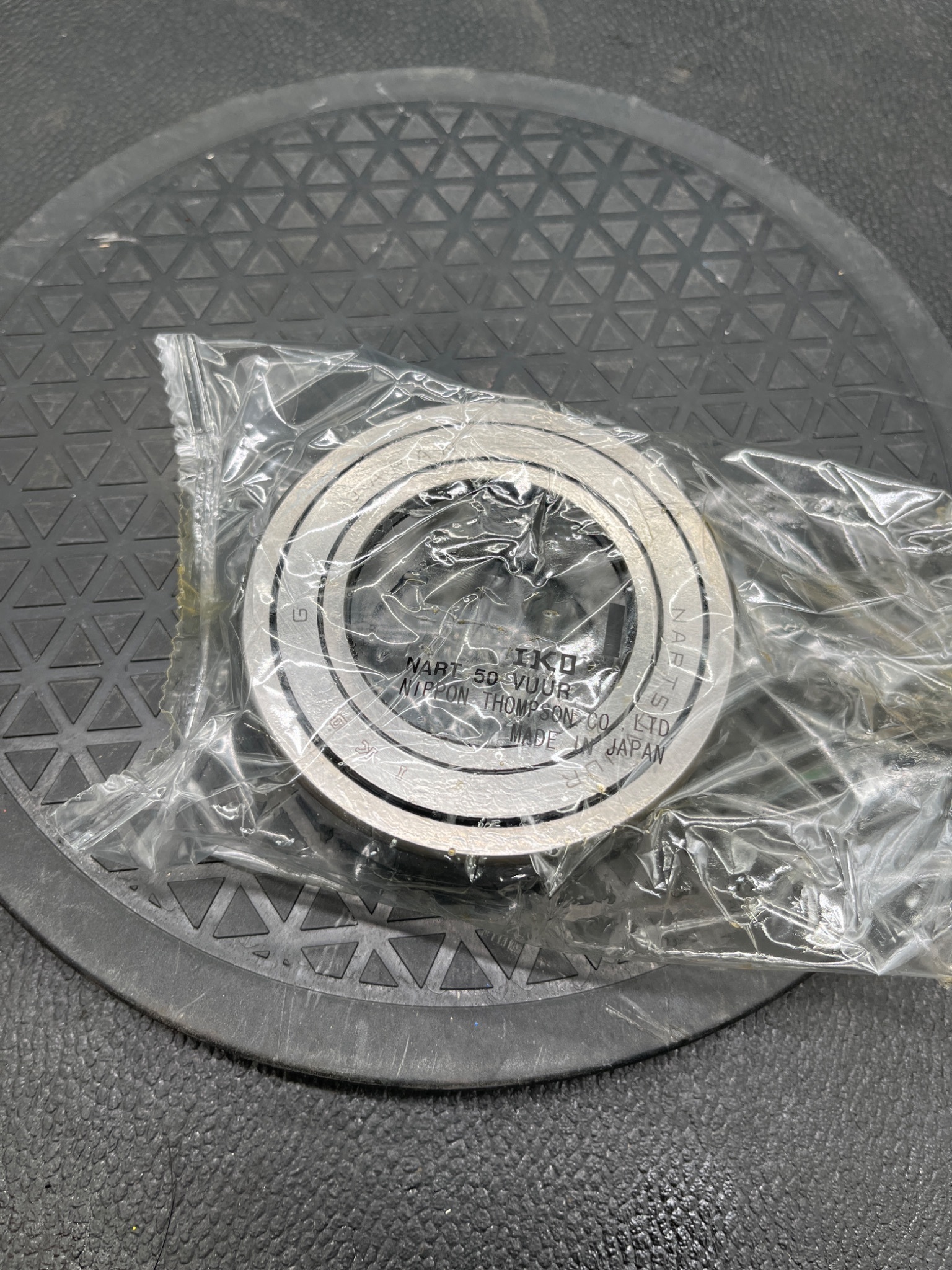 IKO NART 50 VUUR Track Roller Bearing NEW 4