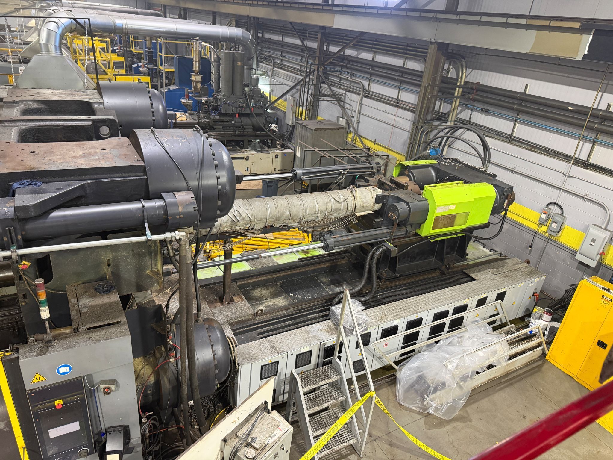 ENGEL DUO 23050/3200 PRO Two Platen Injection Molding Machine USED 3