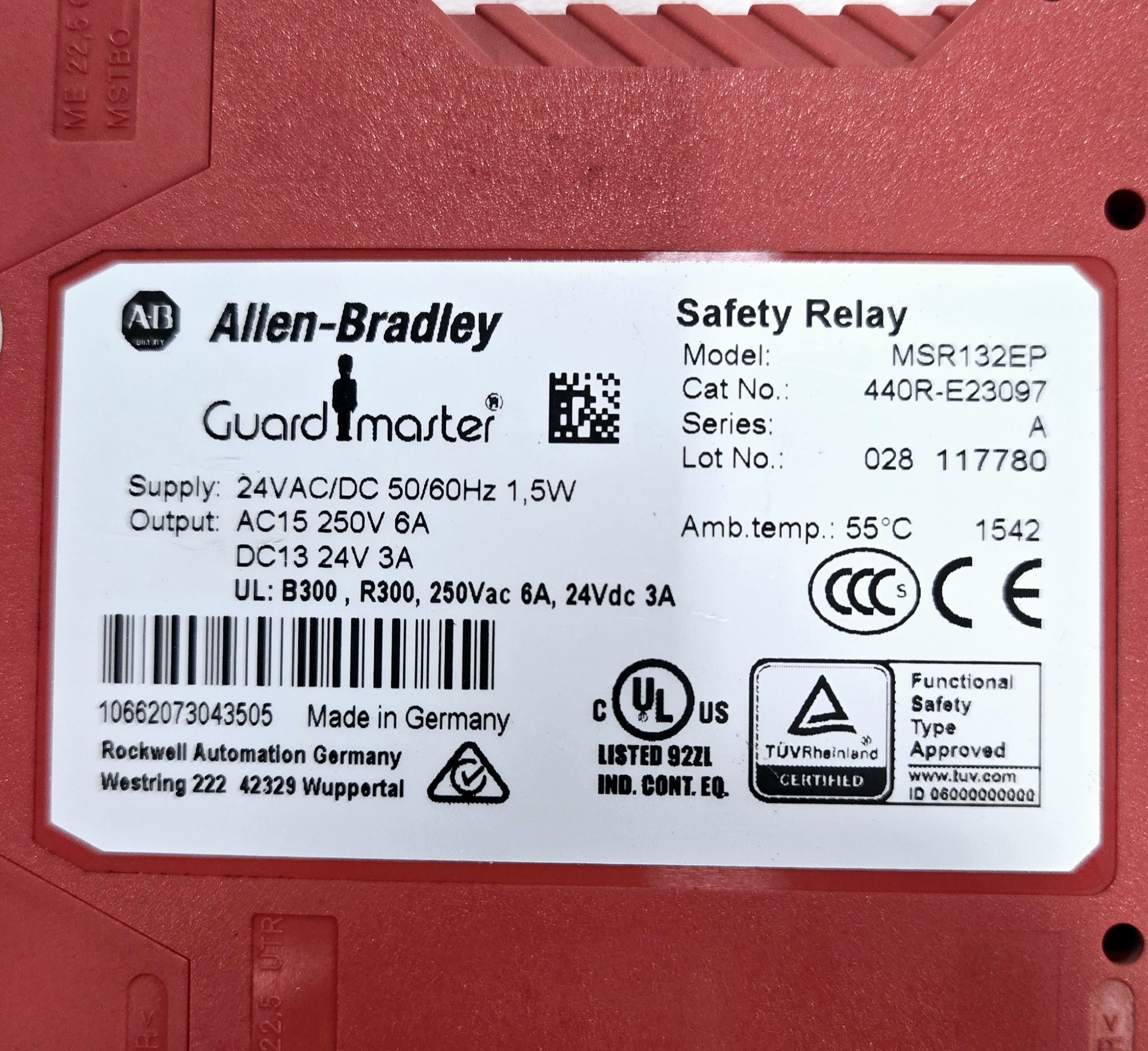 ALLEN‑BRADLEY 440R‑E23097 Guardmaster MSR132EP Safety Relay USED 2
