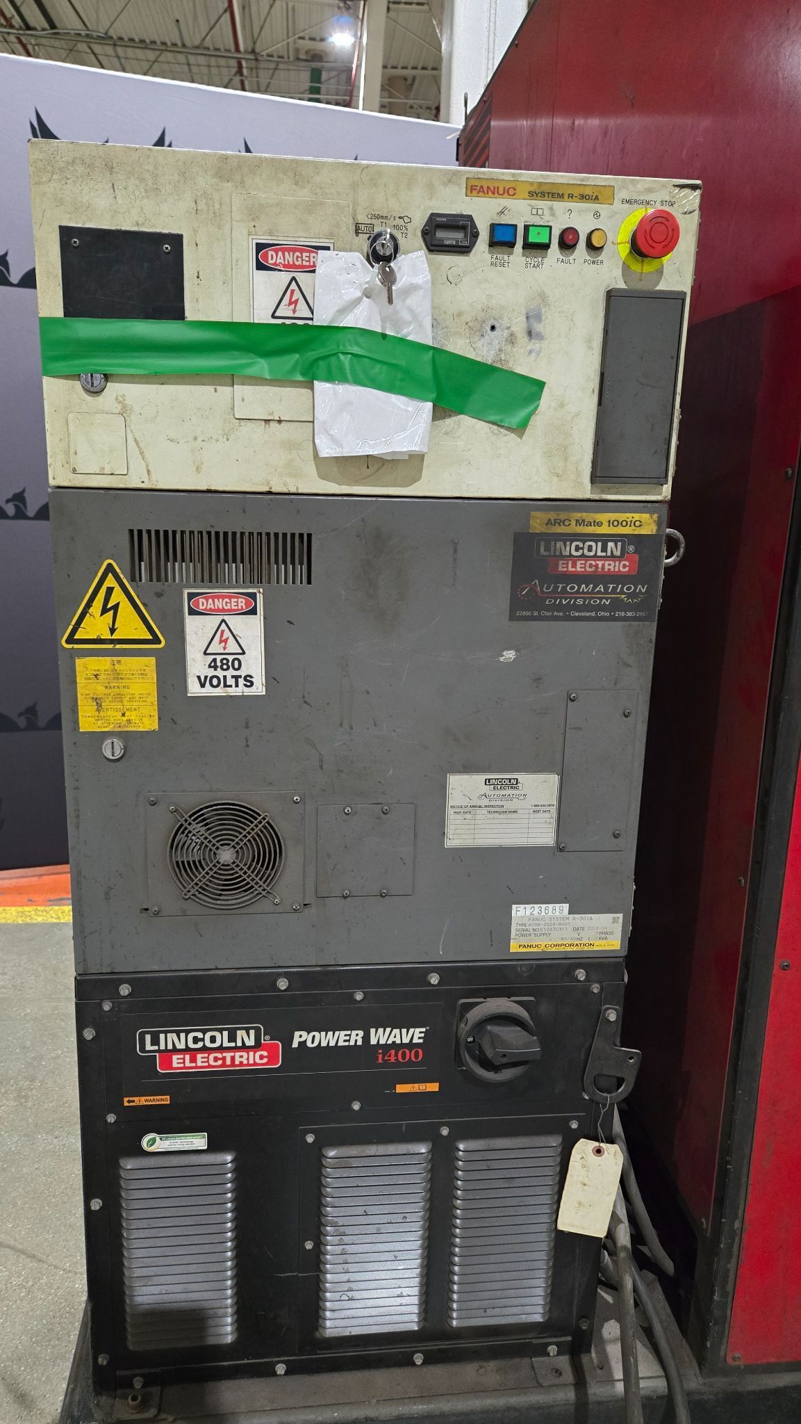 Lincoln Electric SYSTEM 30 Weld Cell w/ Fanuc Robot and Controls USED - AS IS 4