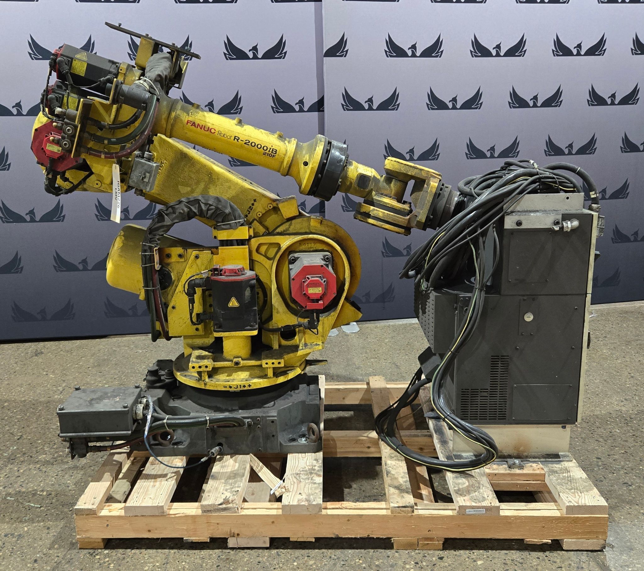 FANUC R-2000iB/210F Complete w/ R-30iB Controls USED 0