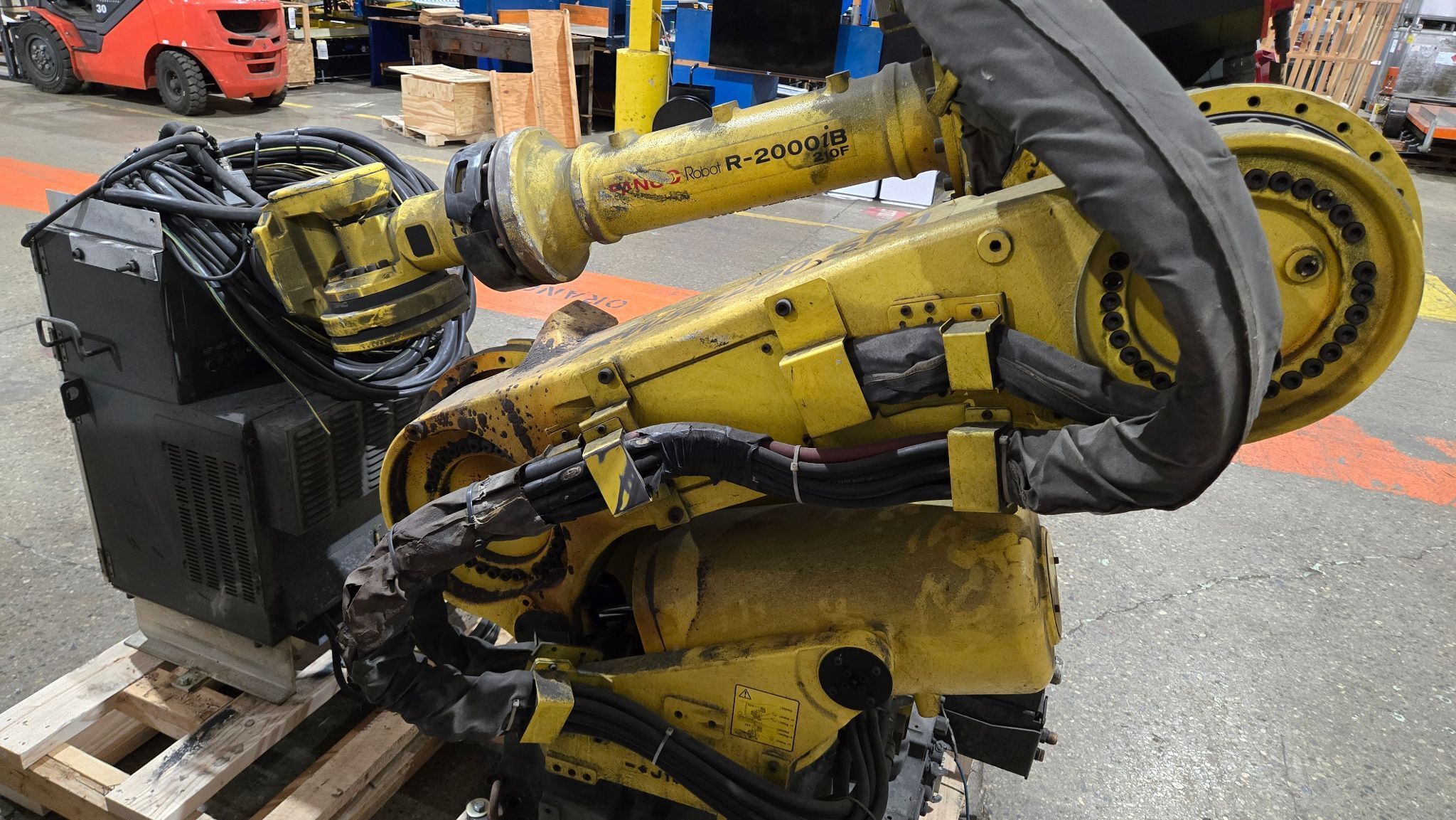 FANUC R-2000iB/210F Complete w/ R-30iB Controls USED 6