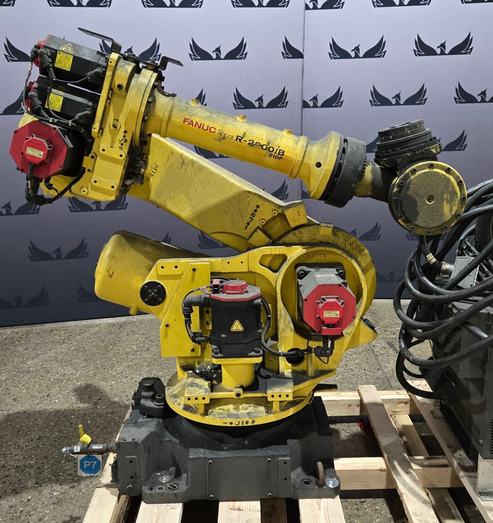 FANUC R-2000IB/210F Complete w/ R-30iB Controls USED - Damaged Pendant 1