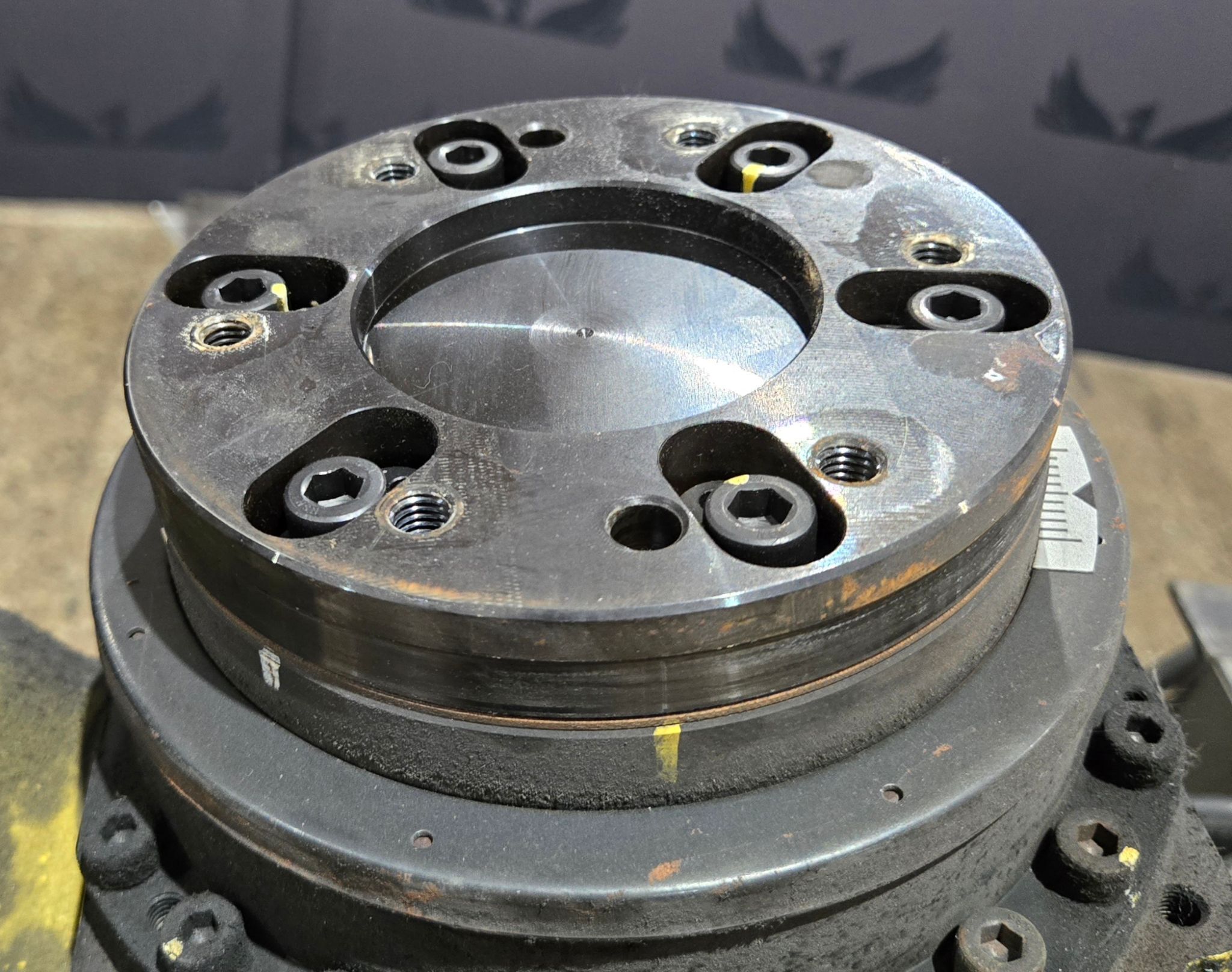 FANUC R-2000IB/210F Complete w/ R-30iB Controls USED - Damaged Pendant 5