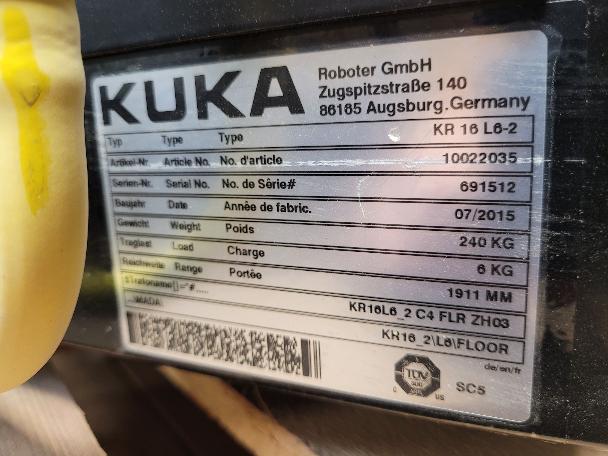 KUKA KR16 L6-2 w/ KR C4 Controls Lincoln R550 Weld Package & TT3A Reamer NEW 11