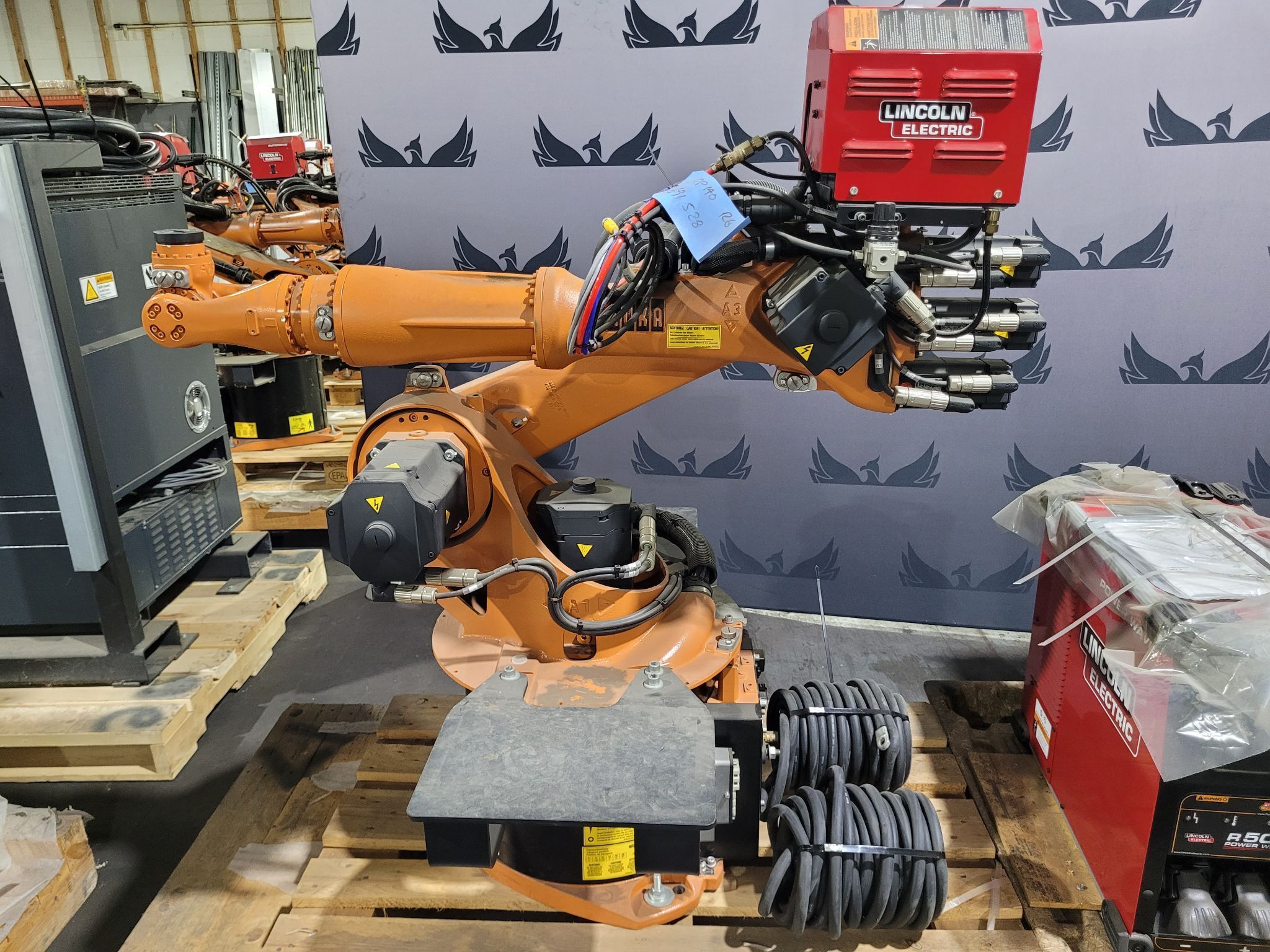 KUKA KR16 L6-2 w/ KR C4 Controls Lincoln R550 Weld Package & TT3A Reamer NEW 1