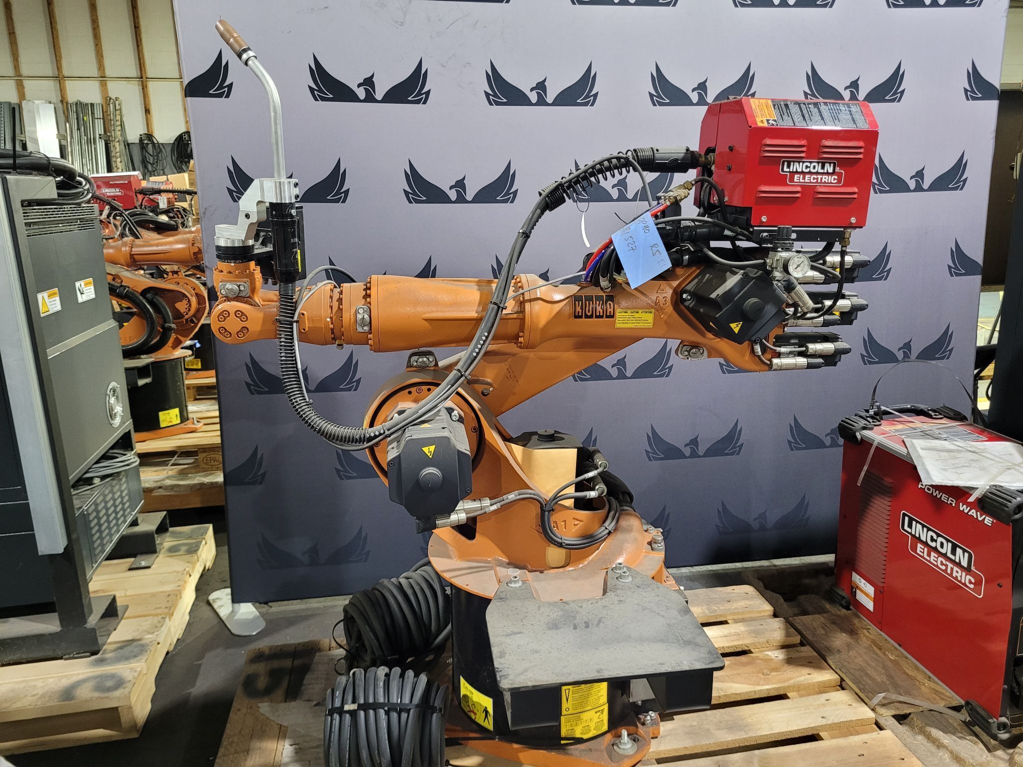 KUKA KR16 L6-2 w/ KR C4 Controls Lincoln R550 Weld Package & TT3A Reamer NEW 1
