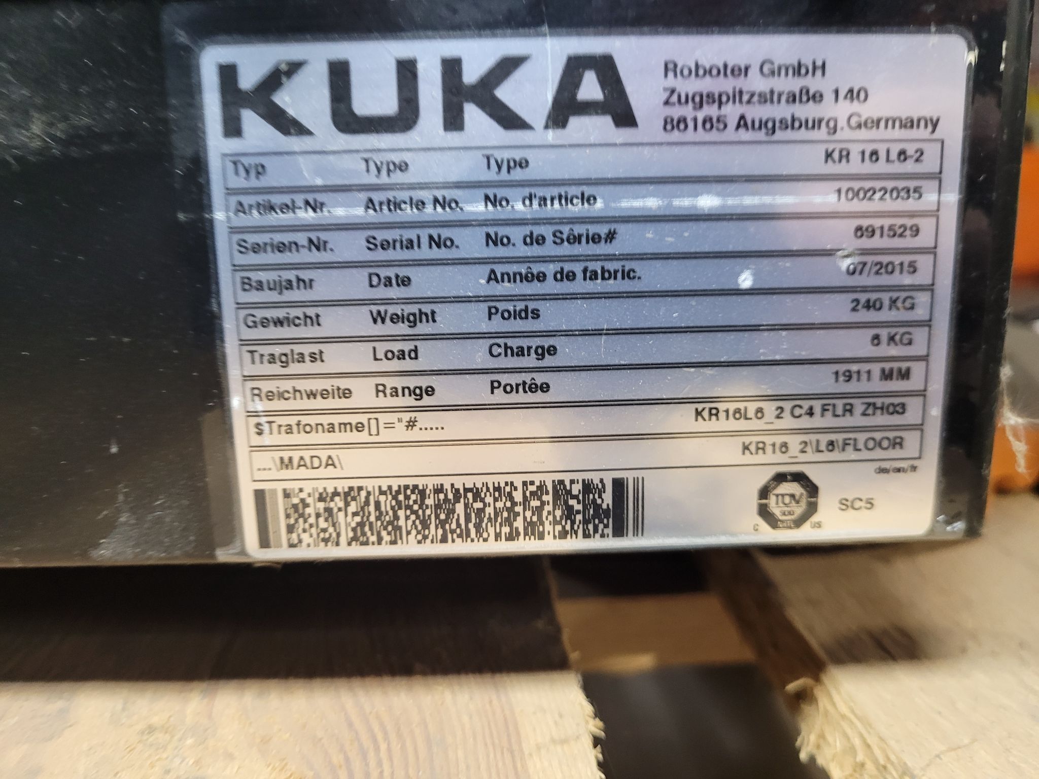 KUKA KR16 L6-2 w/ KR C4 Controls Lincoln R550 Weld Package & TT3A Reamer NEW 5