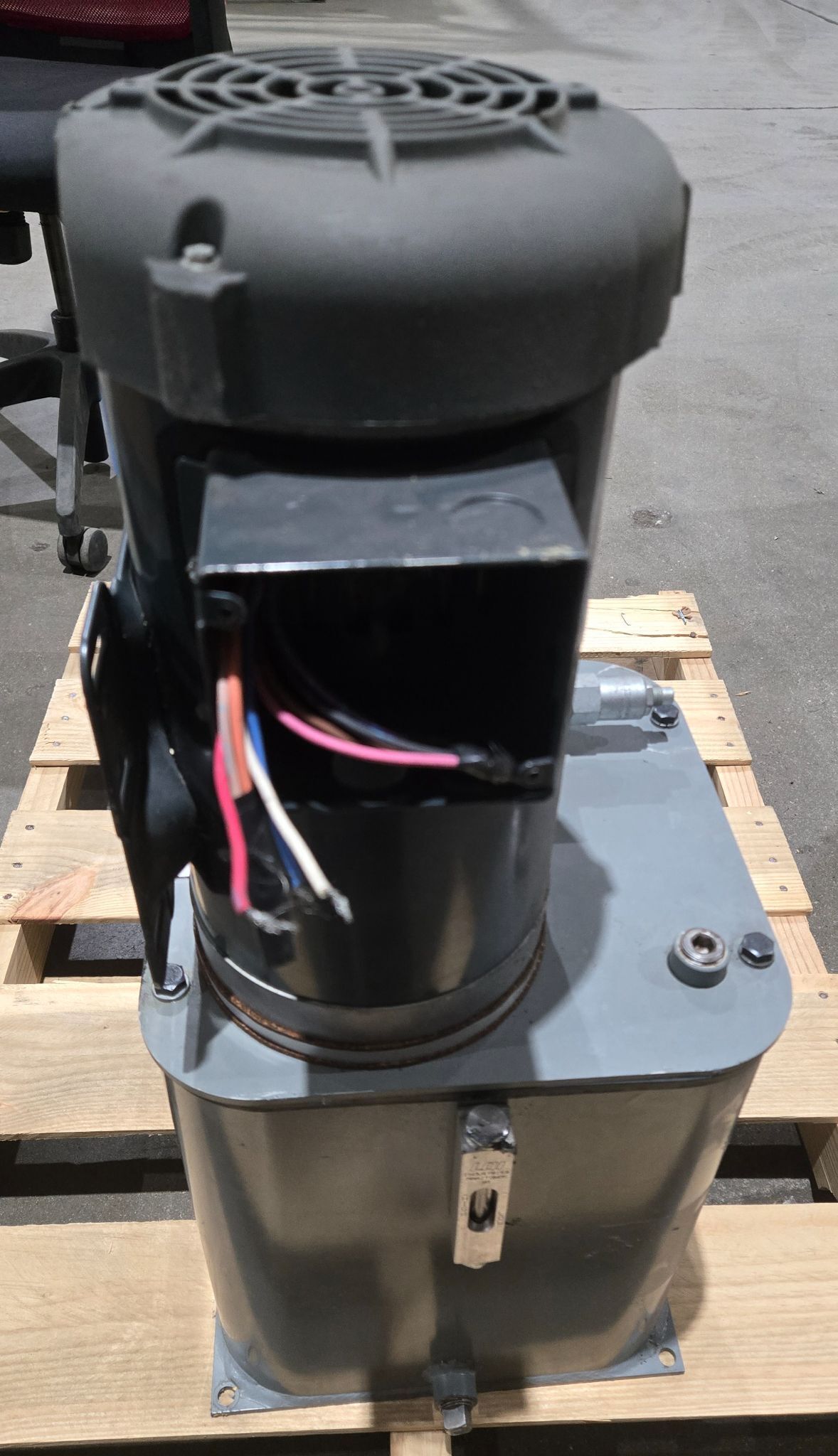 SUNSOURCE OE5516381‑00‑1 Hydraulic Pump Power Unit with Marathon Motor NEW 2