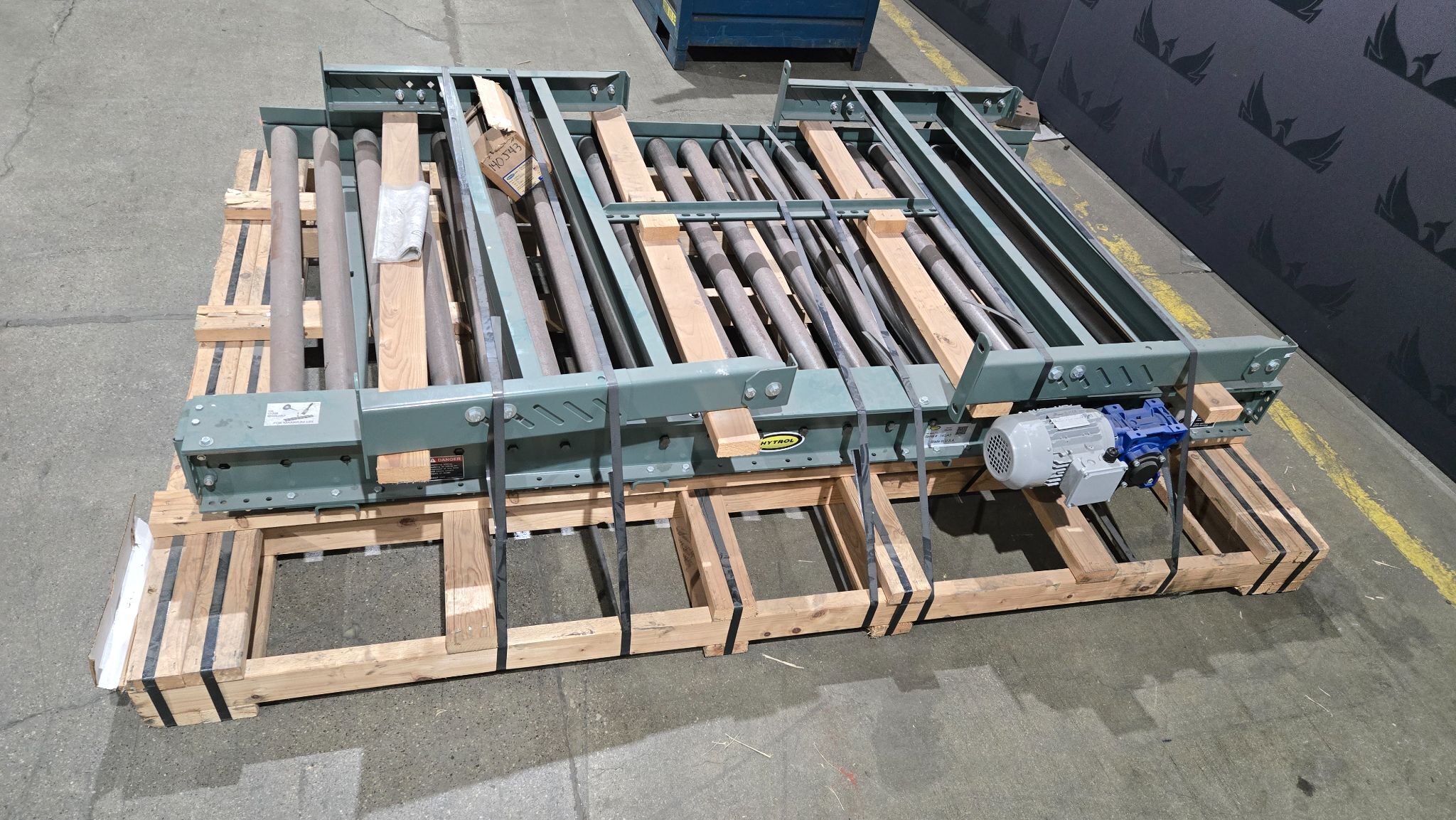 HYTROL 25‑CRR Powered Roller Conveyor 44" x 90" USED 2