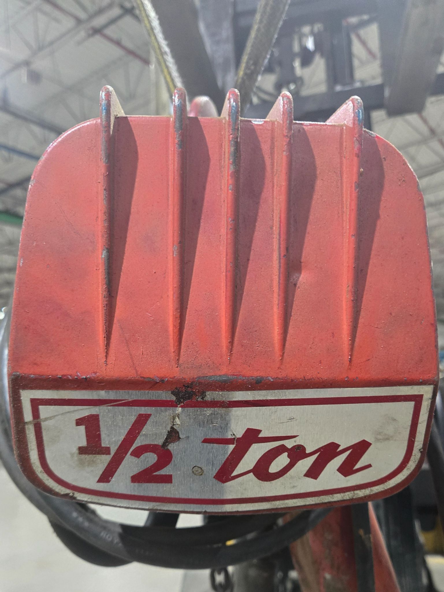 DAYTON 9K601B Electric Chain Hoist 1/2 Ton USED 5