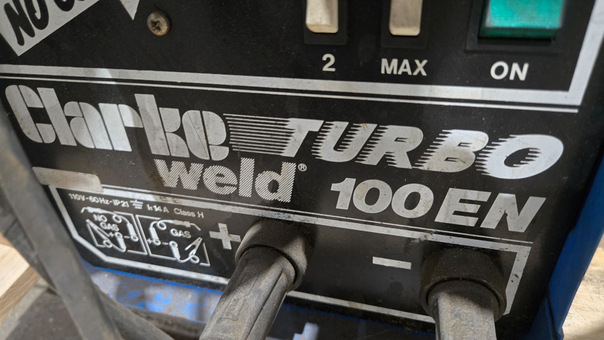 CLARKE TURBO WELD 100EN MIG WELDER USED 2