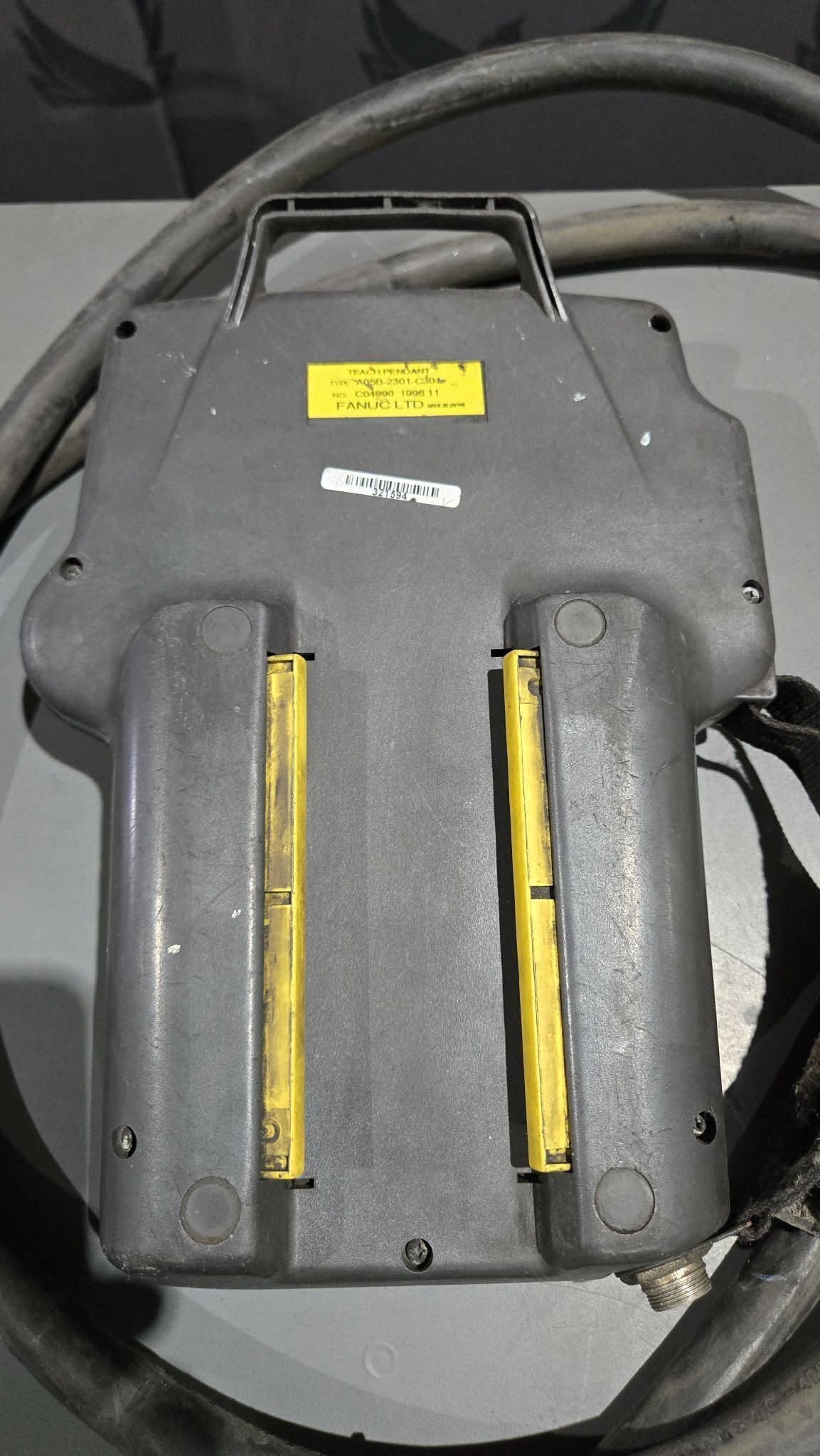 FANUC R‑2000iA/165F Complete with R‑J3iB Controller USED 16