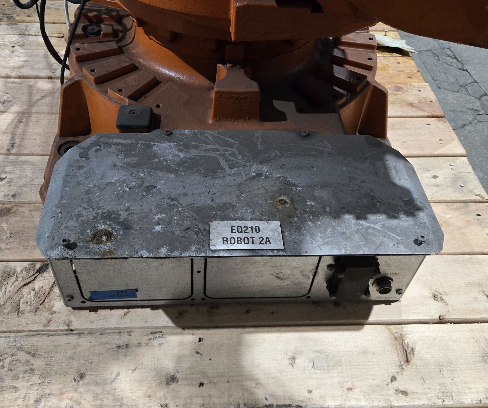 ABB IRB 6640‑180/2.55 Complete with IRC5 M2004 Controller USED 10