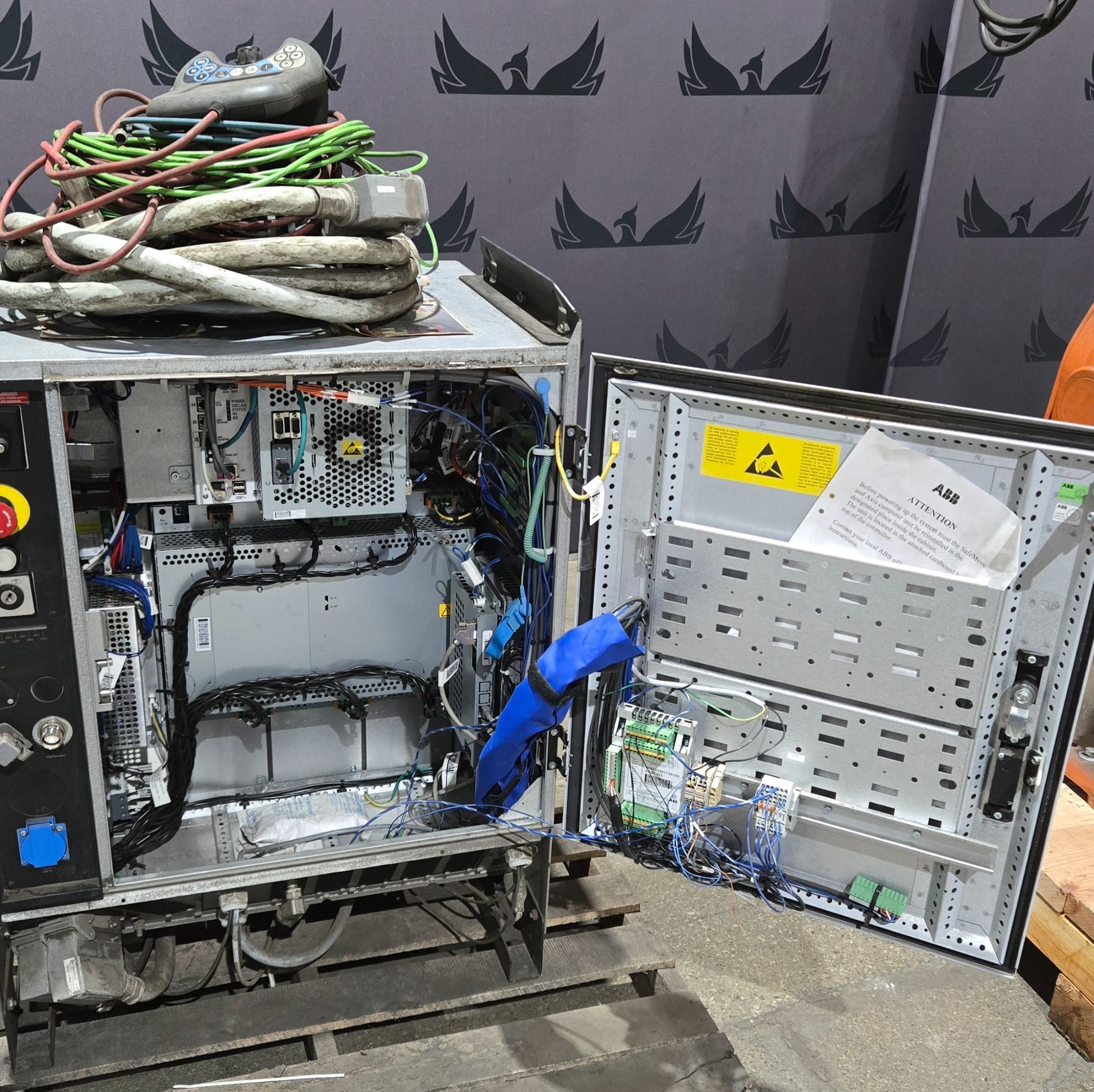 ABB IRB 6640‑180/2.55 Complete with IRC5 Controller USED 14