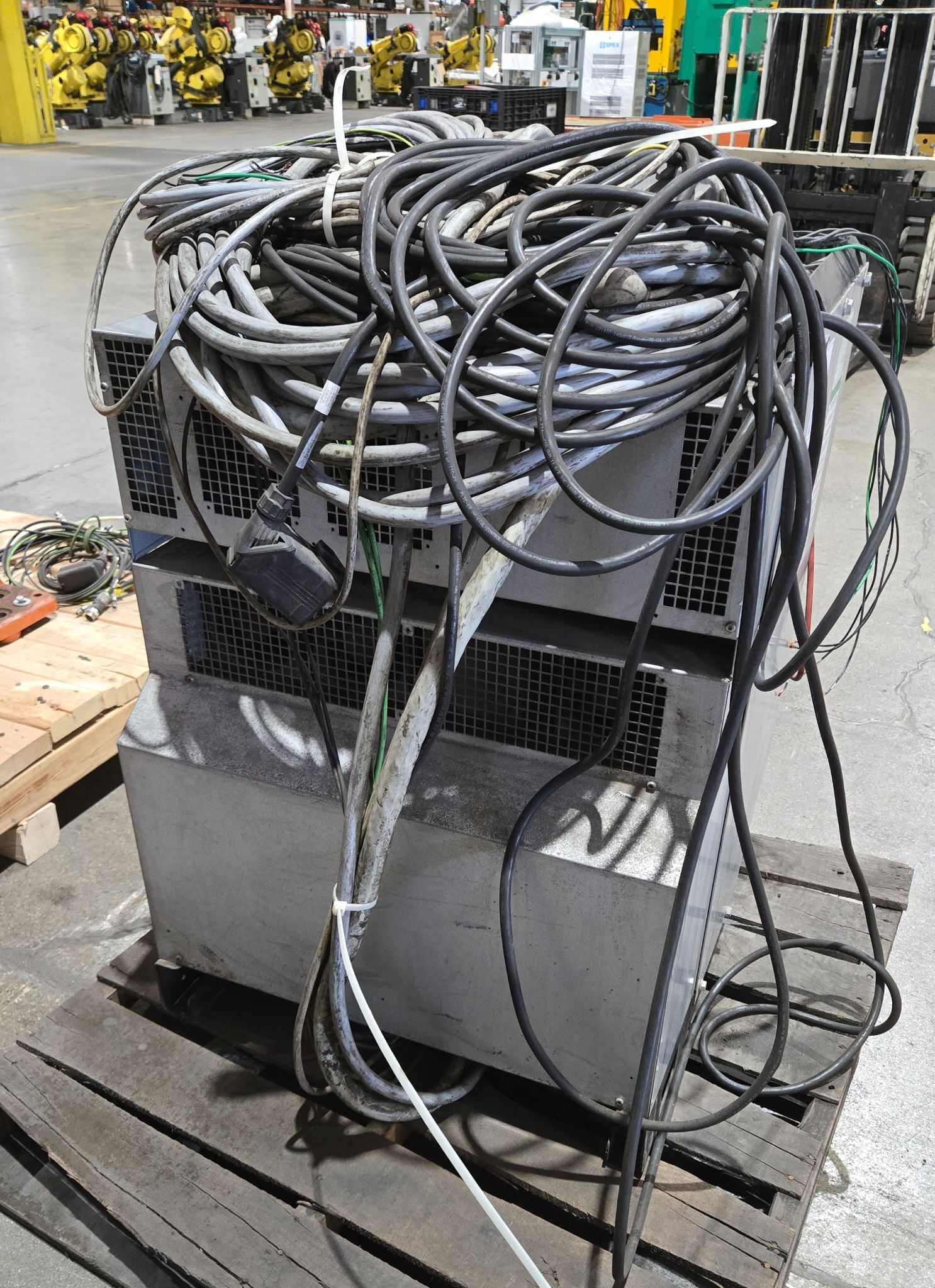 ABB IRB 6640‑180/2.55 Complete with IRC5 Controller USED 13