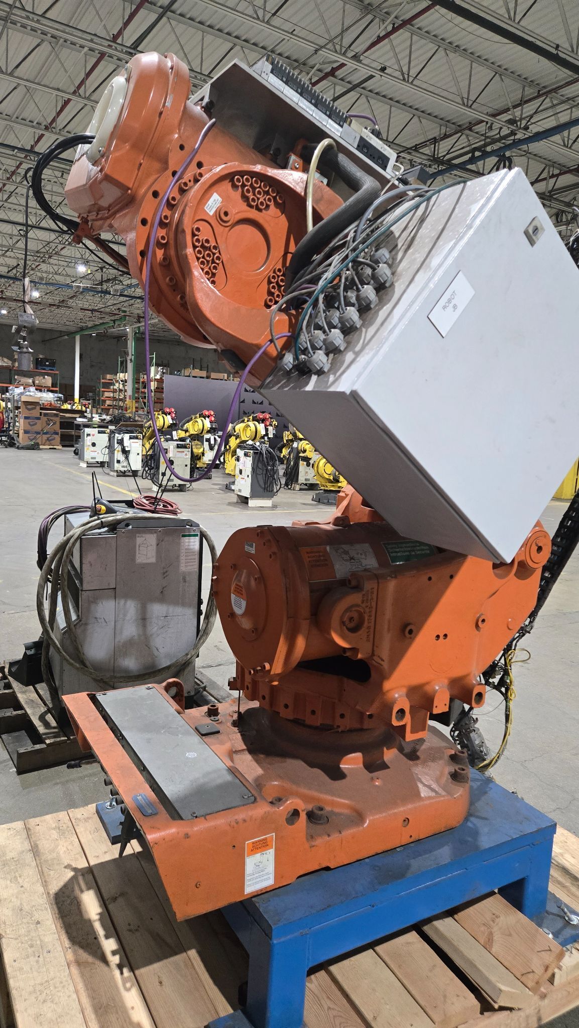 ABB IRB 6600-175/2.55 Complete with IRC5 Controller and 12" Riser USED 9