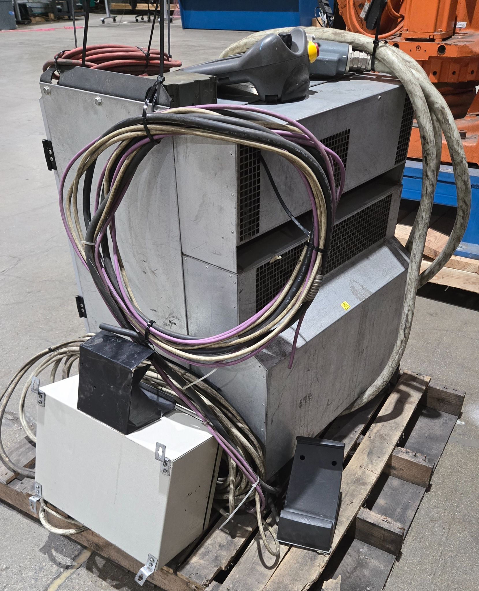 ABB IRB 6600-175/2.55 Complete with IRC5 Controller and 12" Riser USED 14