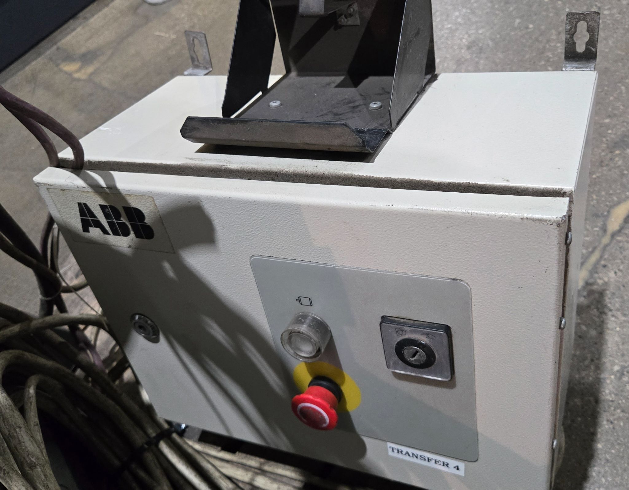 ABB IRB 6600-175/2.55 Complete with IRC5 Controller and 12" Riser USED 15