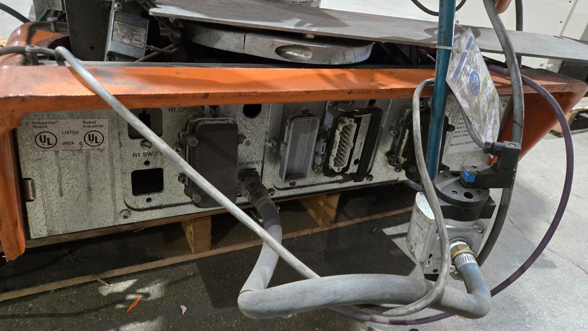 ABB IRB 7600-400/2.55 Robot with S4C+ Controller USED 10