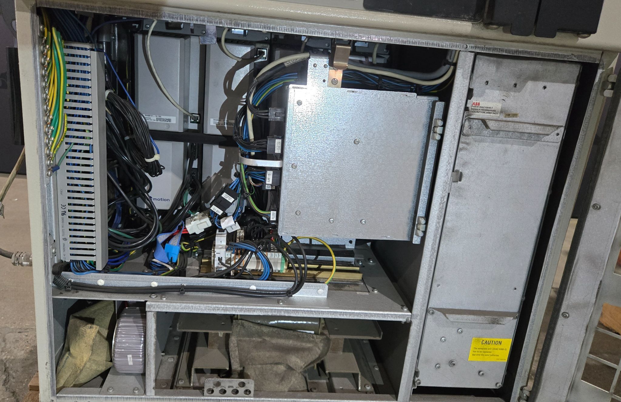 ABB IRB 7600-400/2.55 Robot with S4C+ Controller USED 15