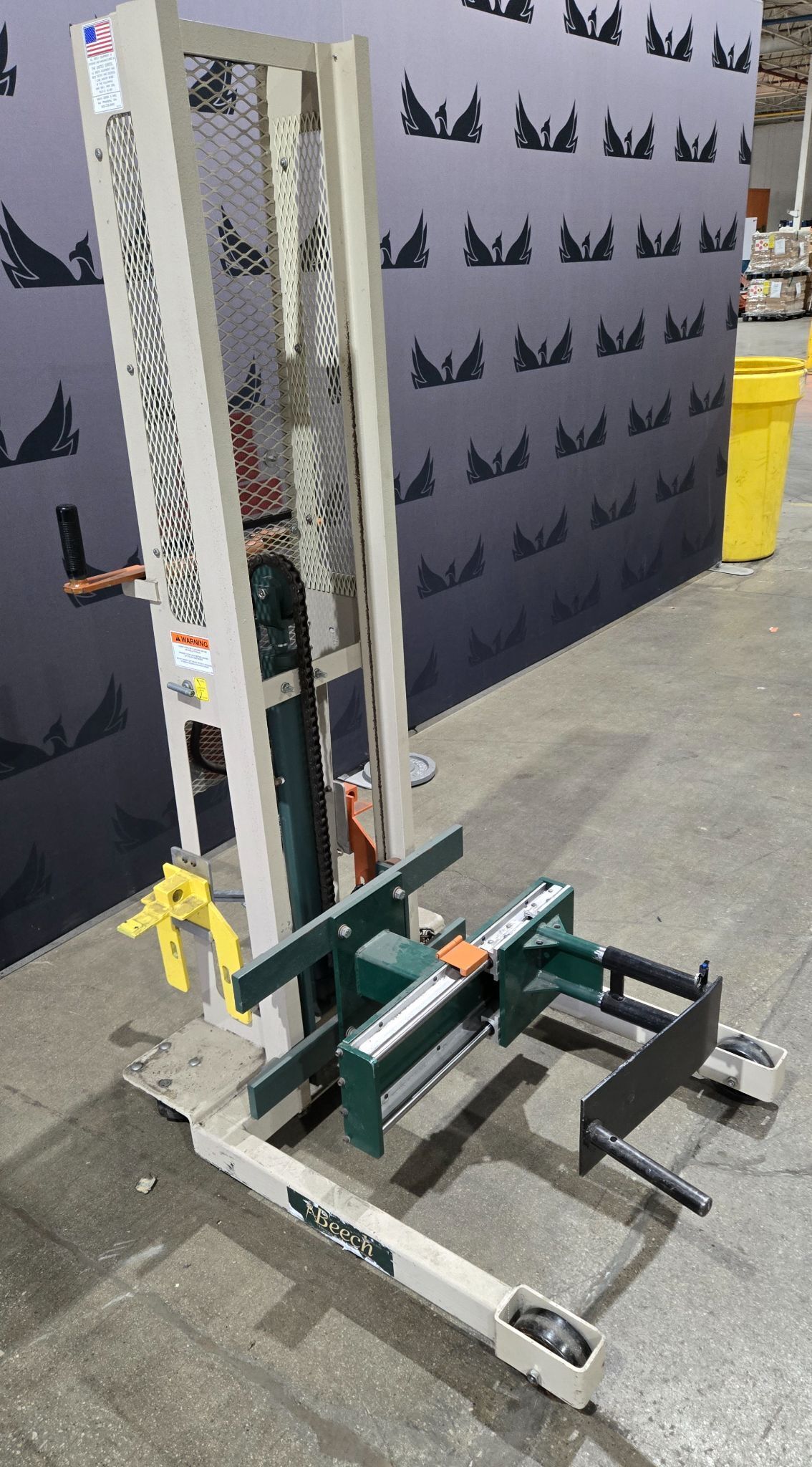 BEECH FS-3056 Hydraulic Fork Stacker USED 1
