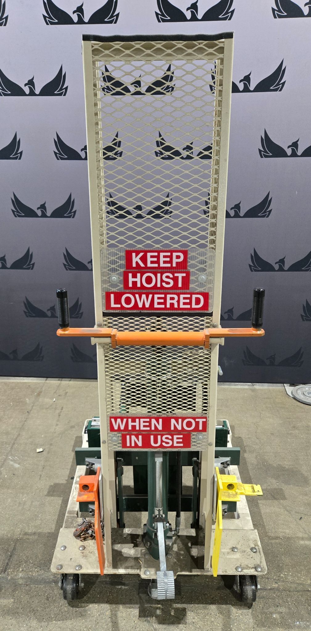 BEECH FS-3056 Hydraulic Fork Stacker USED 4