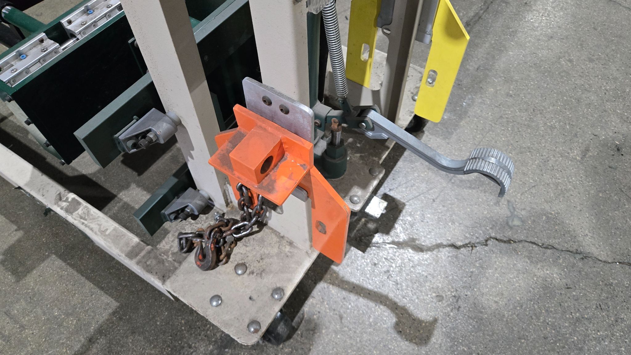 BEECH FS-3056 Hydraulic Fork Stacker USED 5