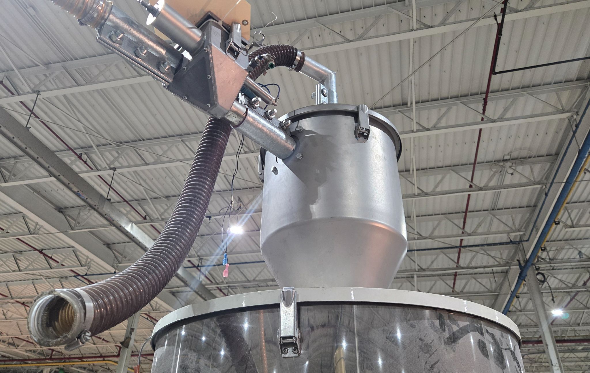 UNA-DYN US15-CR110 Hopper Dryer System FC-XMH USED 11
