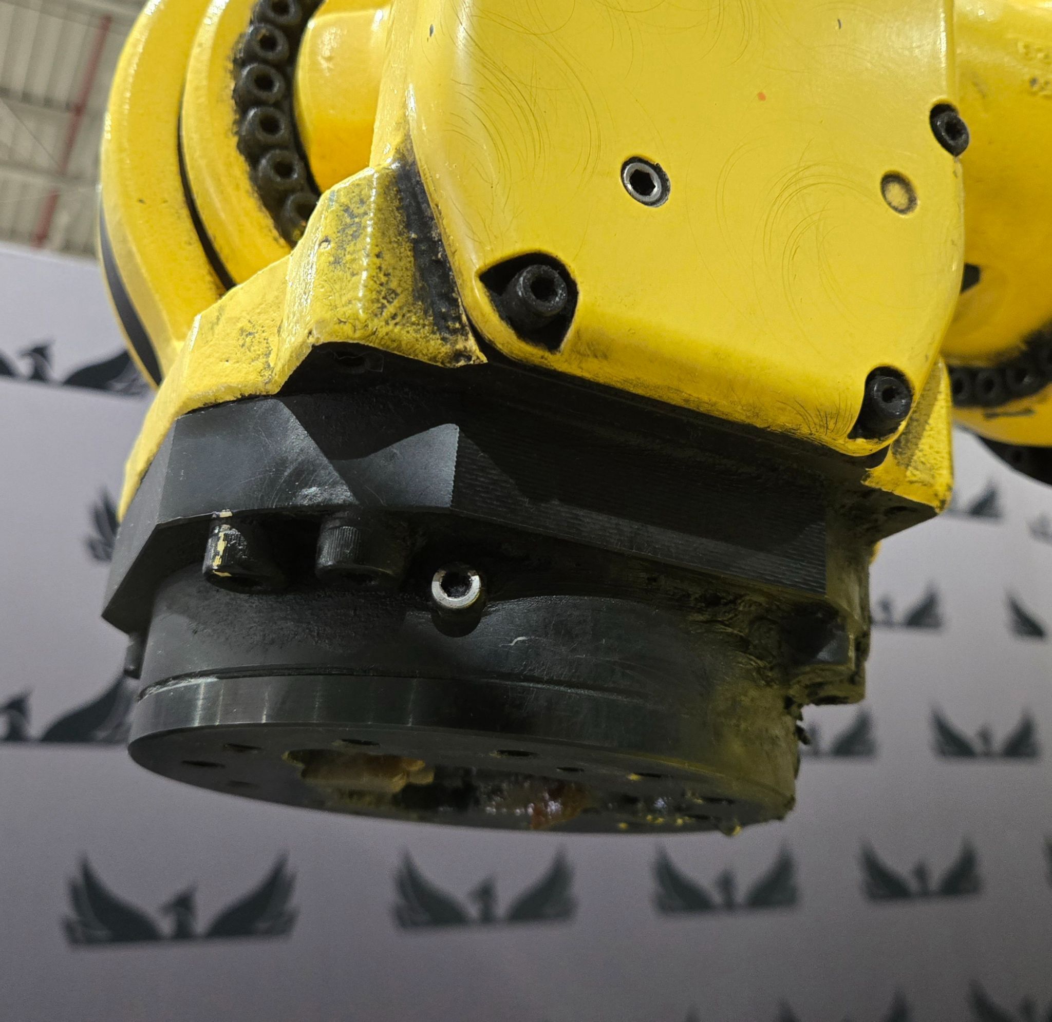 FANUC R‑2000iC/165F FoundryPRO Robot Arm USED 2