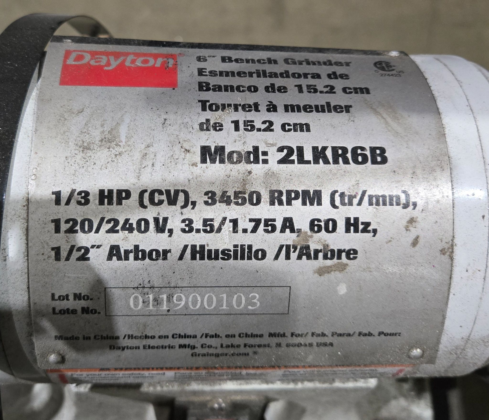 DAYTON 2LKR6B 6 In Bench Grinder 1/3 HP 3450 RPM USED 6