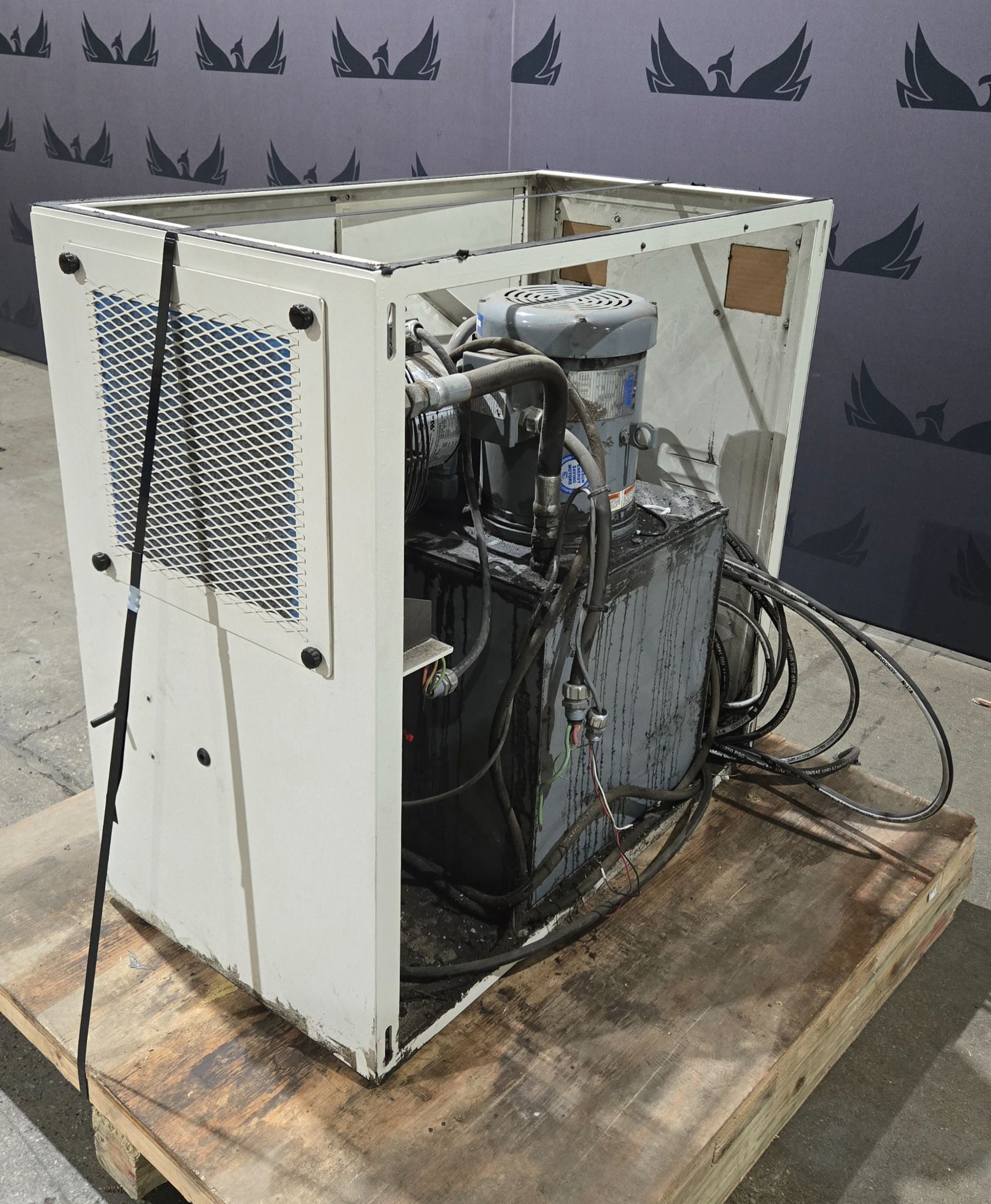 INNOTEK 26139E Hydraulic Power Unit w/ AOC-19-2 Heat Exchanger USED 2