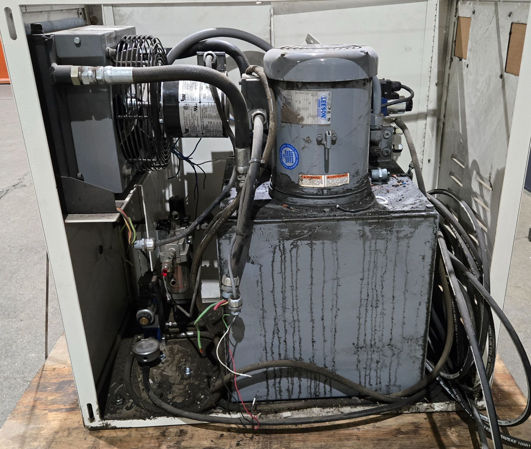 INNOTEK 26139E Hydraulic Power Unit w/ AOC-19-2 Heat Exchanger USED 5