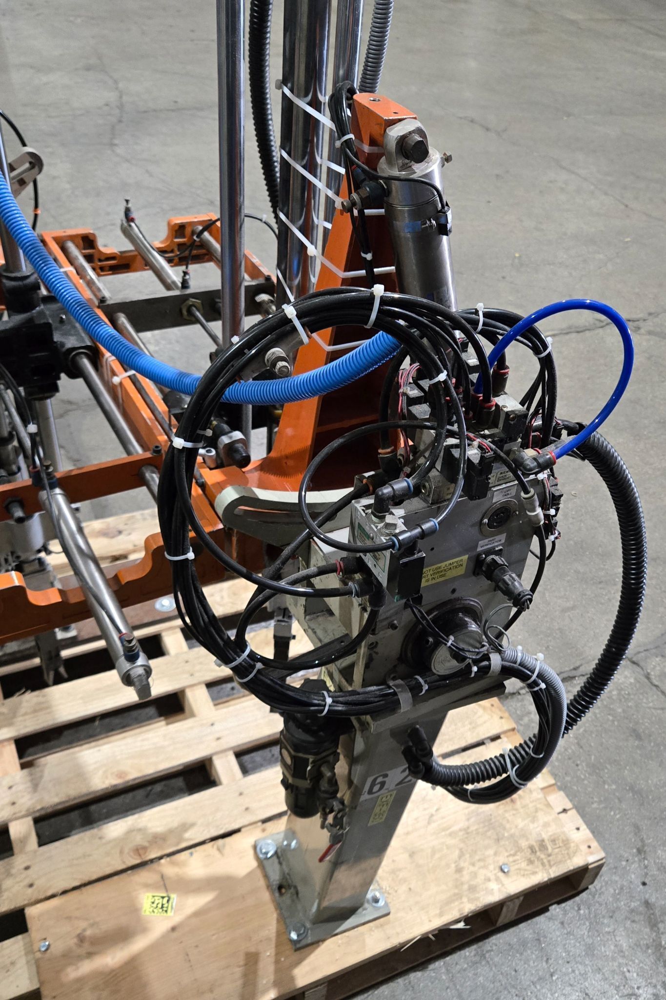 CONAIR HARMO EXF-350 Robotic Take-Out Unit Assembly USED 6