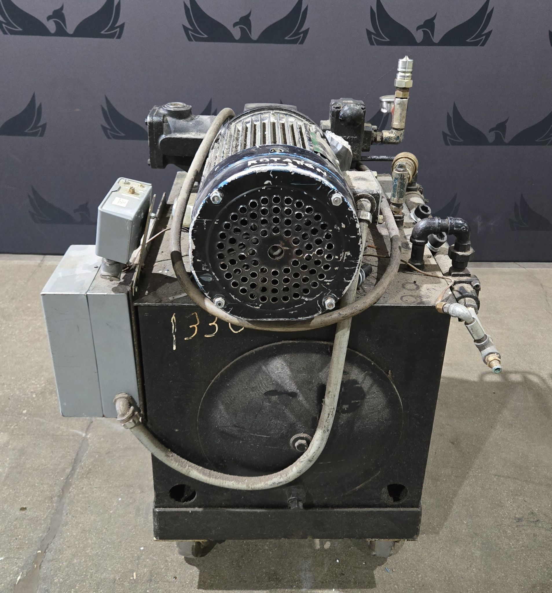PARKER HANNIFIN 411EP2LRAB2TKD Hydraulic Power Unit USED 2