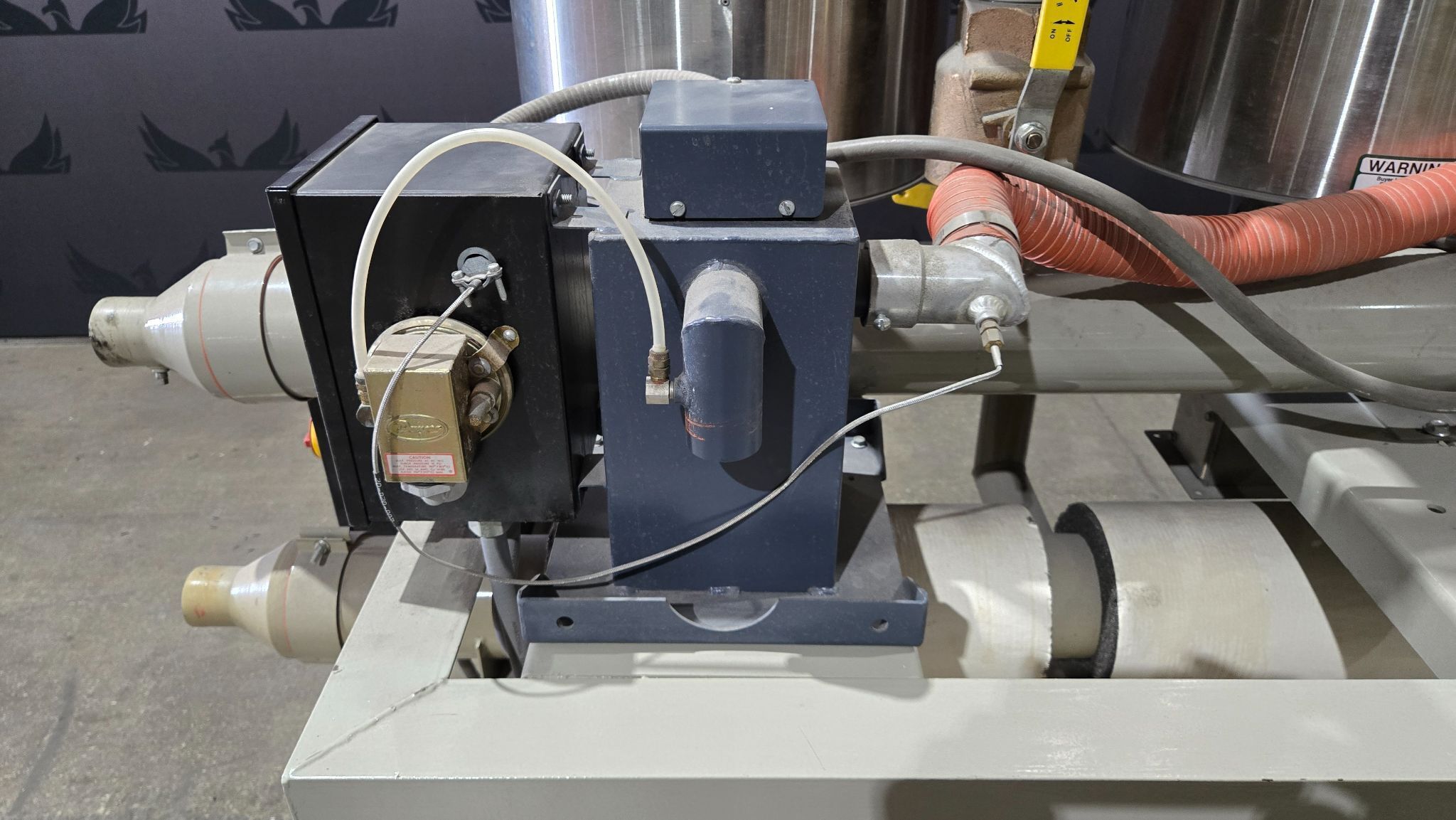 CONAIR FRANKLIN CH14-2 Three Hopper Drying System USED 7