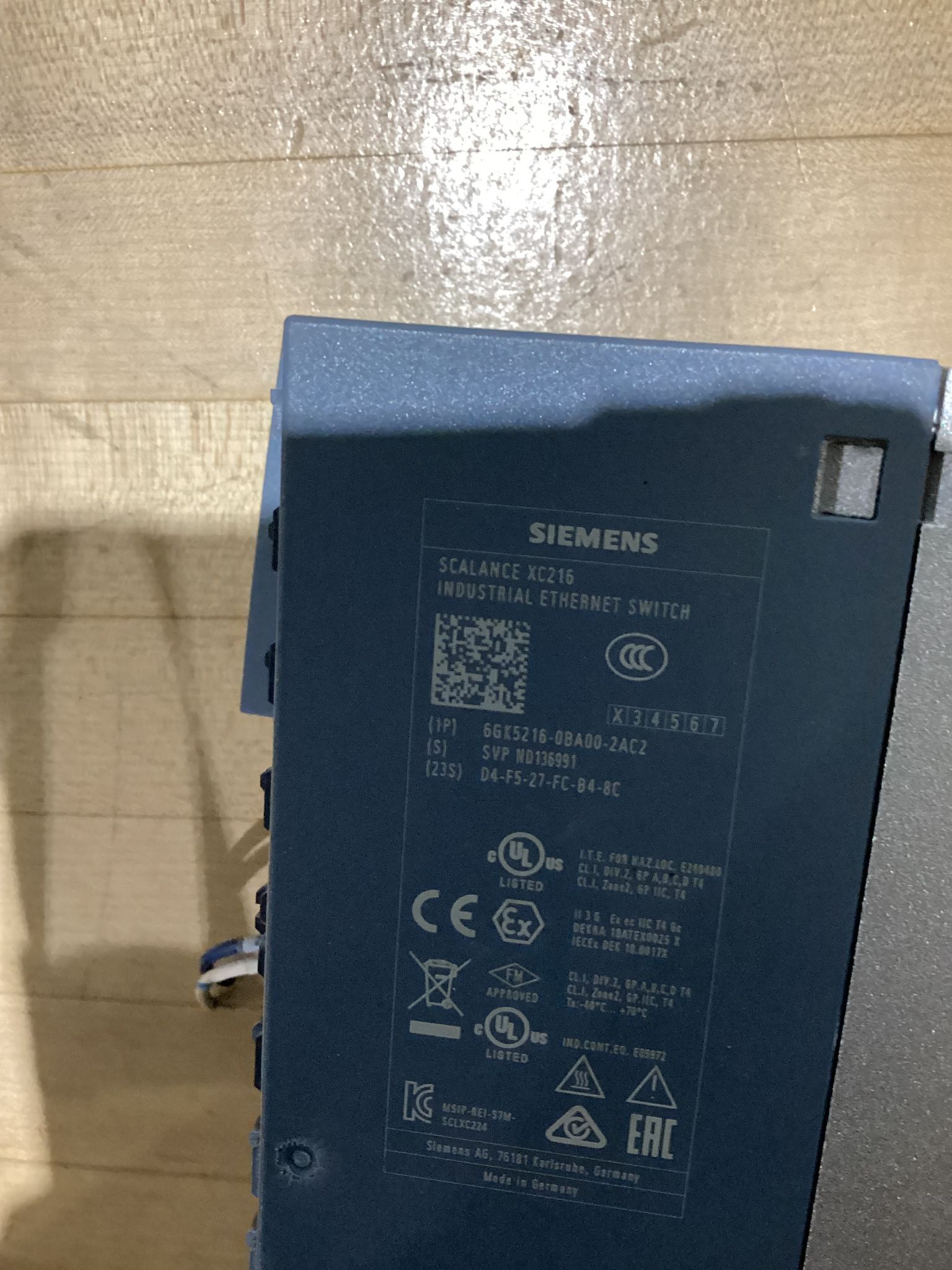 SIEMENS 6GK5216-0BA00-2AC2 SCALANCE XC216 Industrial Ethernet Switch USED 1