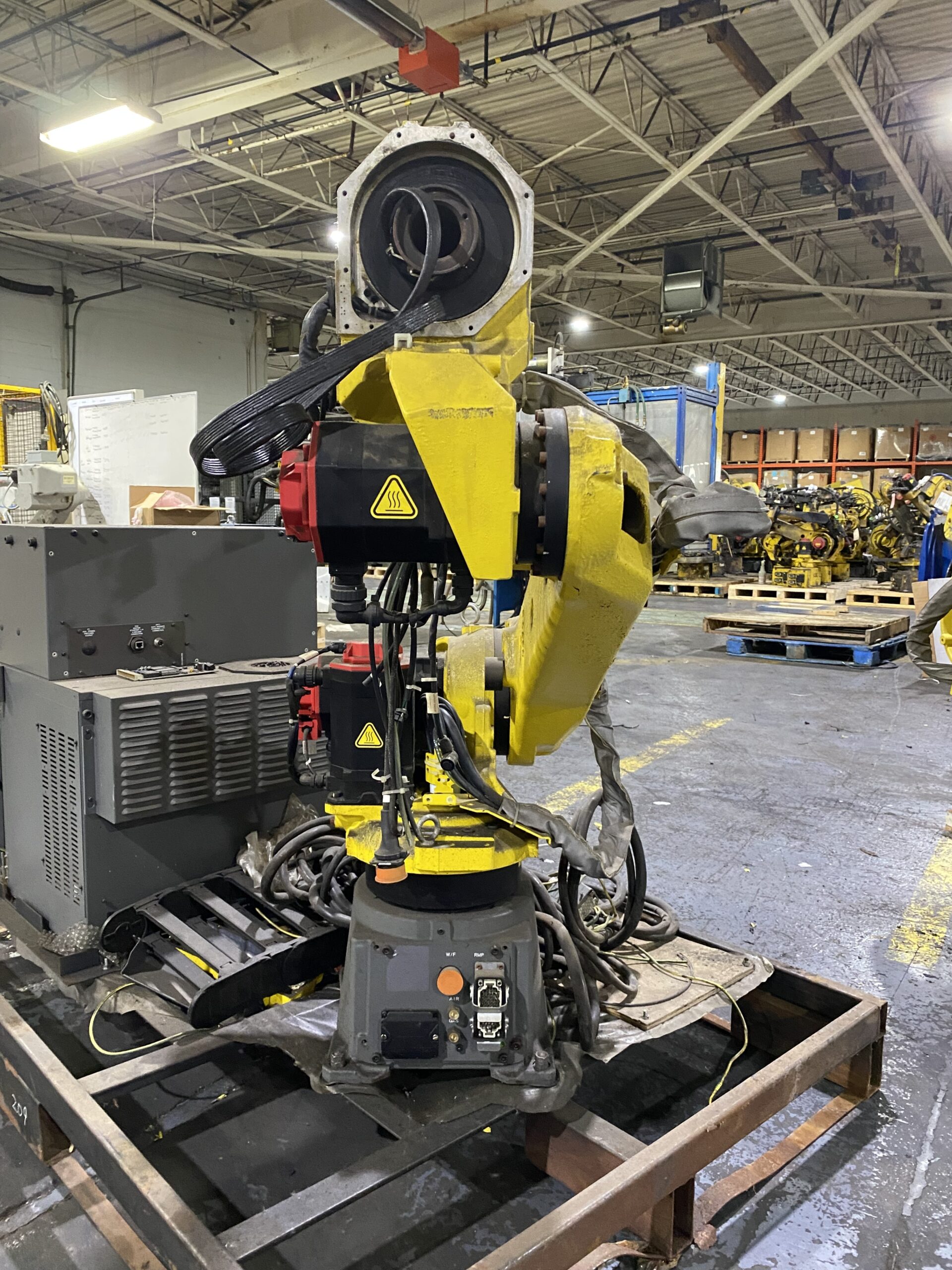 FANUC - ArcMate 120iC/12L w/ R-30iB PARTS ONLY 2