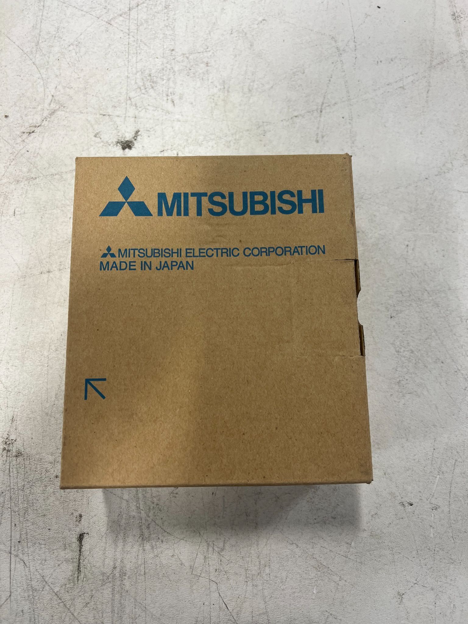 MITSUBISHI GT15V‑75ROUT Video Interface Unit NEW 0