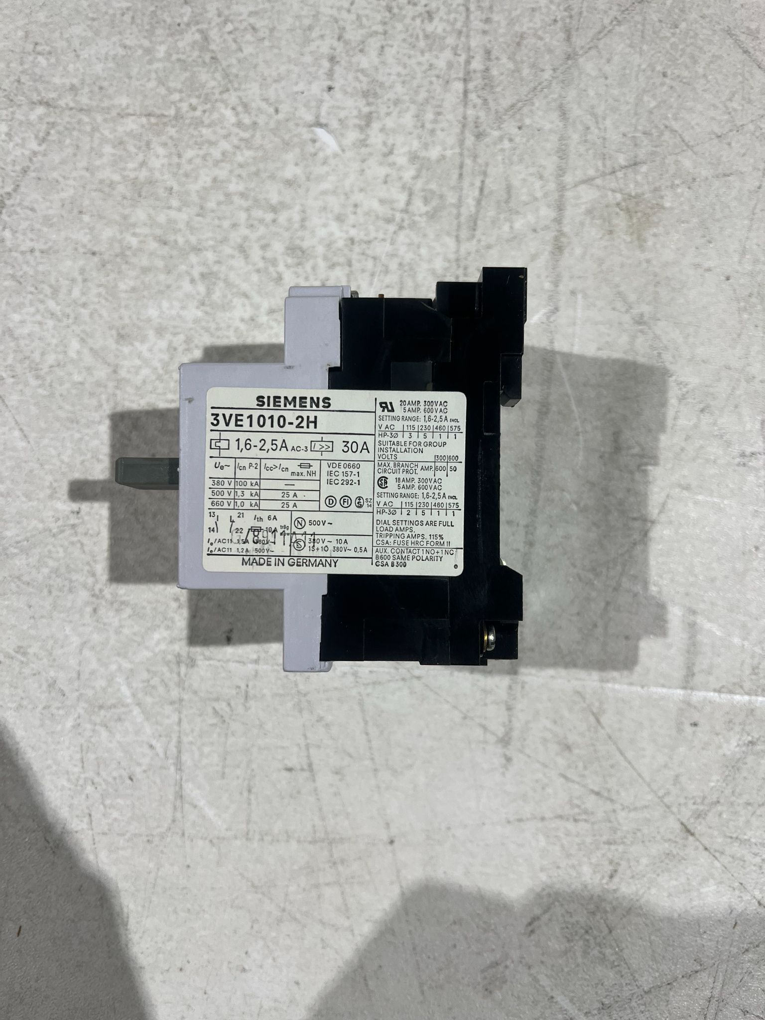 SIEMENS 3VE1010‑2H Manual Motor Starter NEW 2