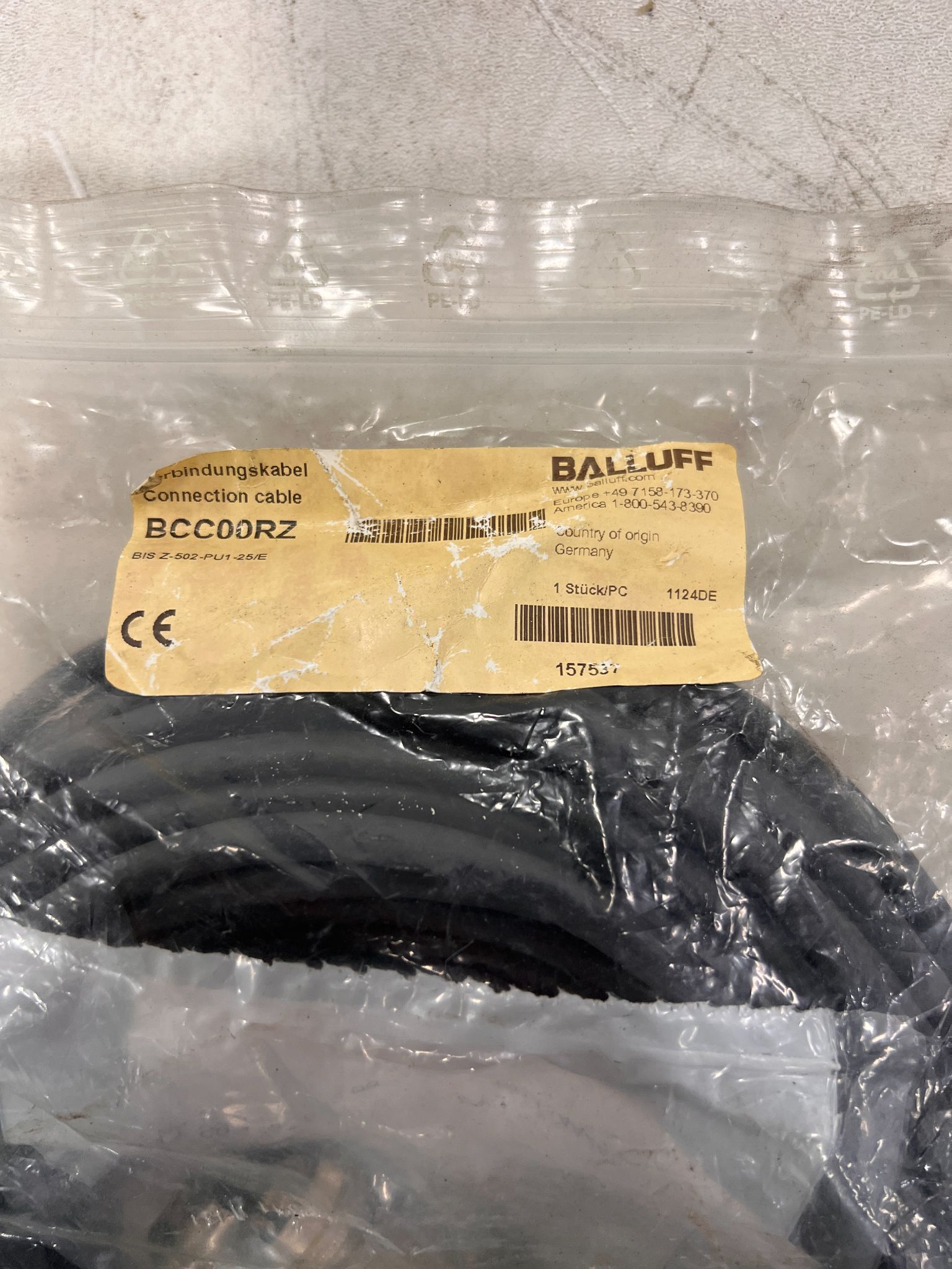 BALLUFF BCC00RZ BIS‑Z‑502‑PU1‑25 Connection Cable NEW 1