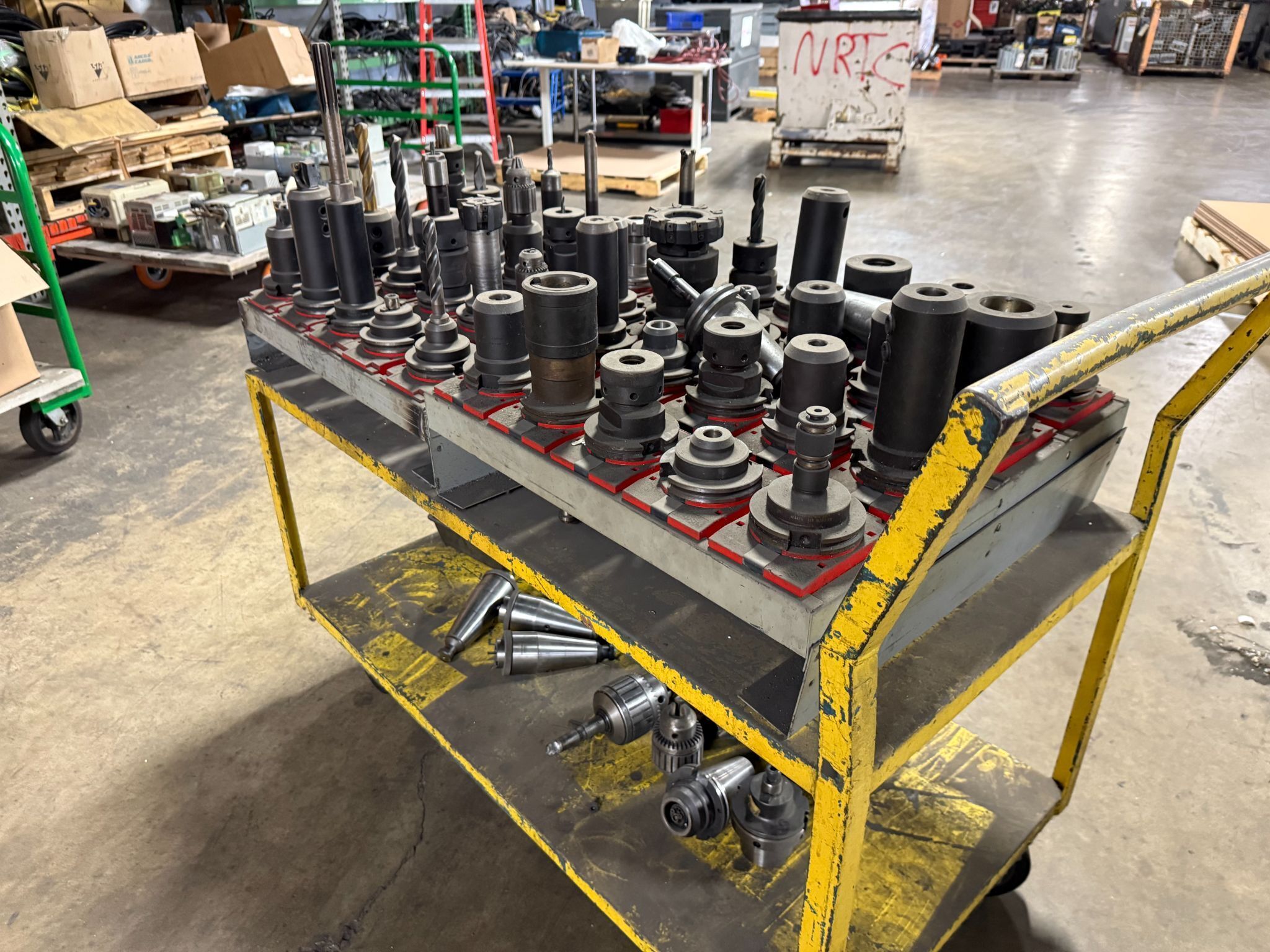 Tool Cart w/ 40+ Cat 50 Tool holders & Related Components AS-IS 5