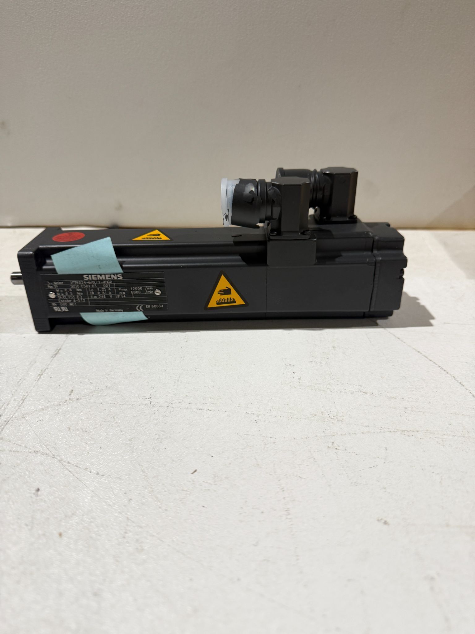 SIEMENS 1FT6024‑6AK71‑4HG0 AC Servo Motor NEW 0